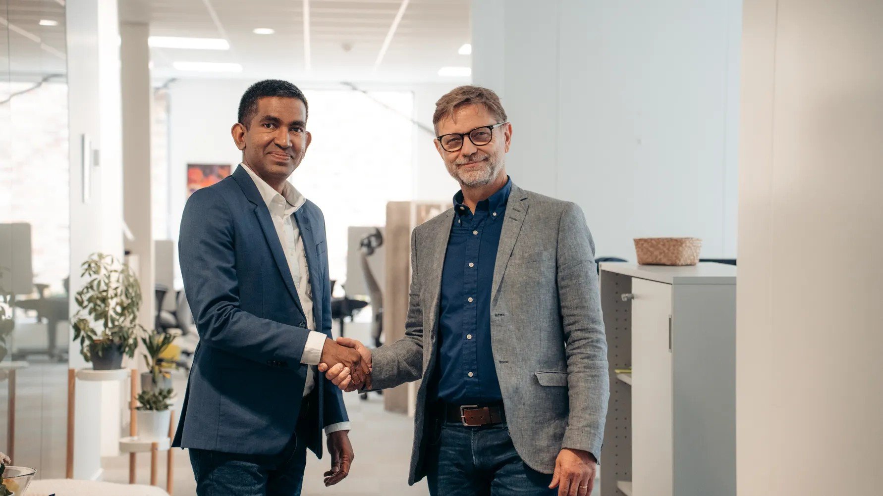 Addovation växlar upp inom IFS – krokar arm med globala SEBSA