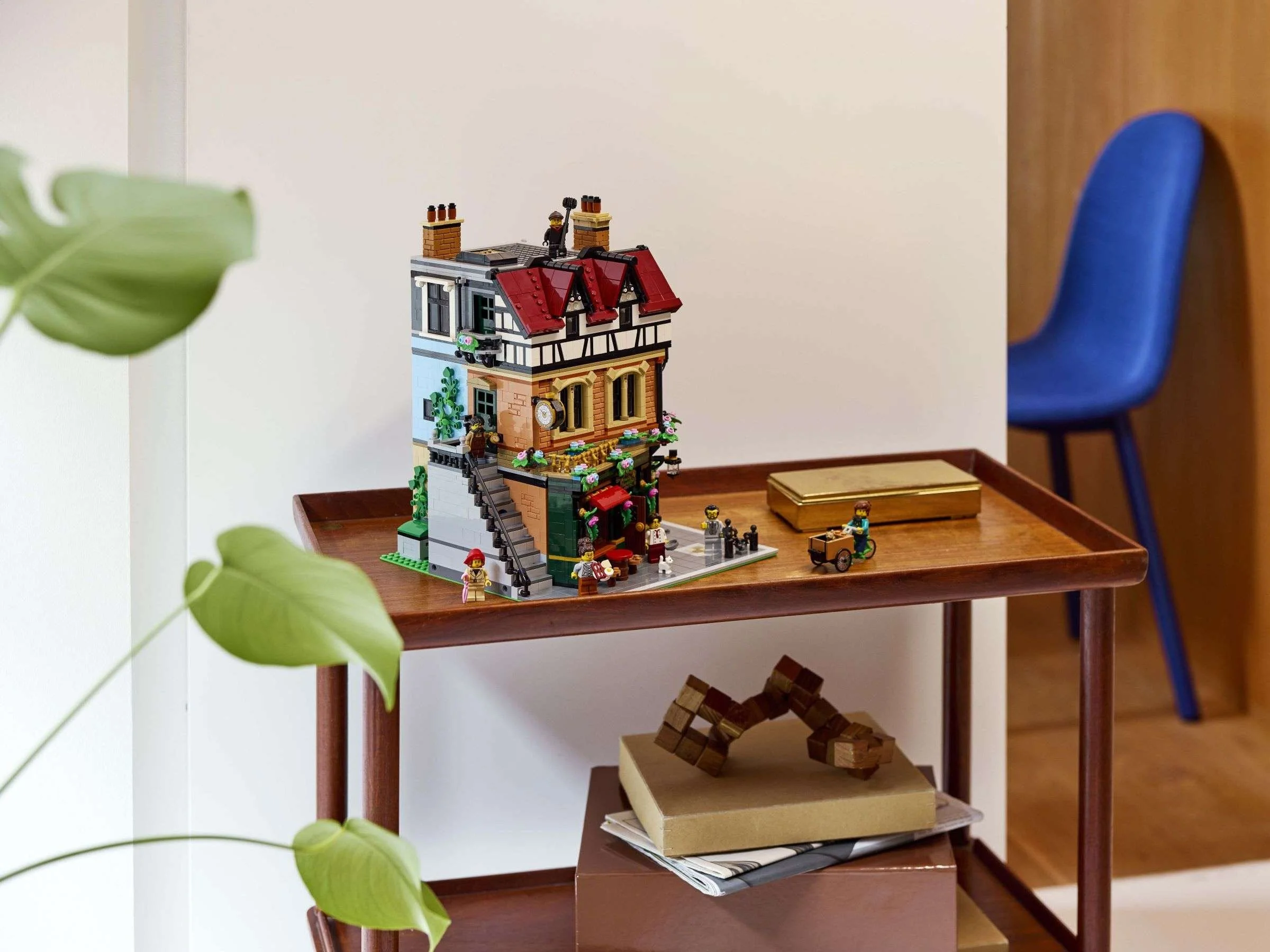 LEGO Anniversary Gift Ideas for Every Relationship Milestone