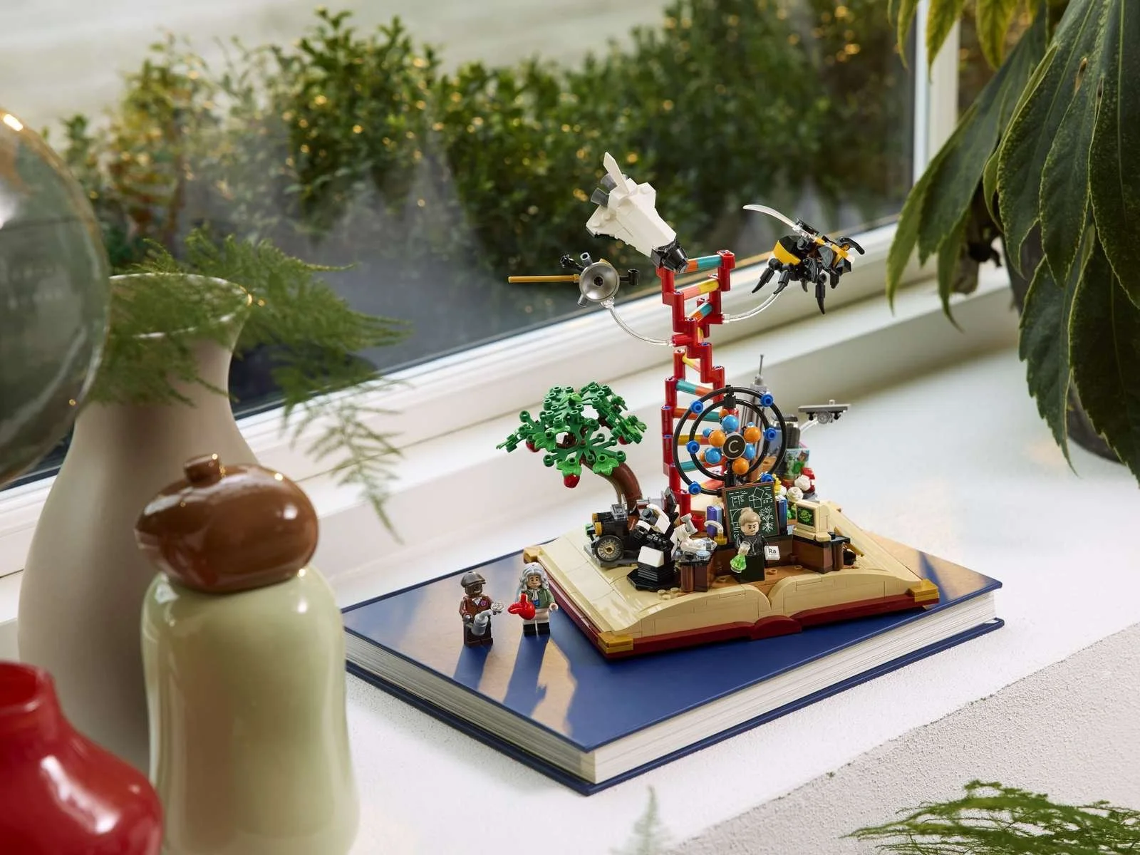 LEGO Graduation Gifts Better Than a Card