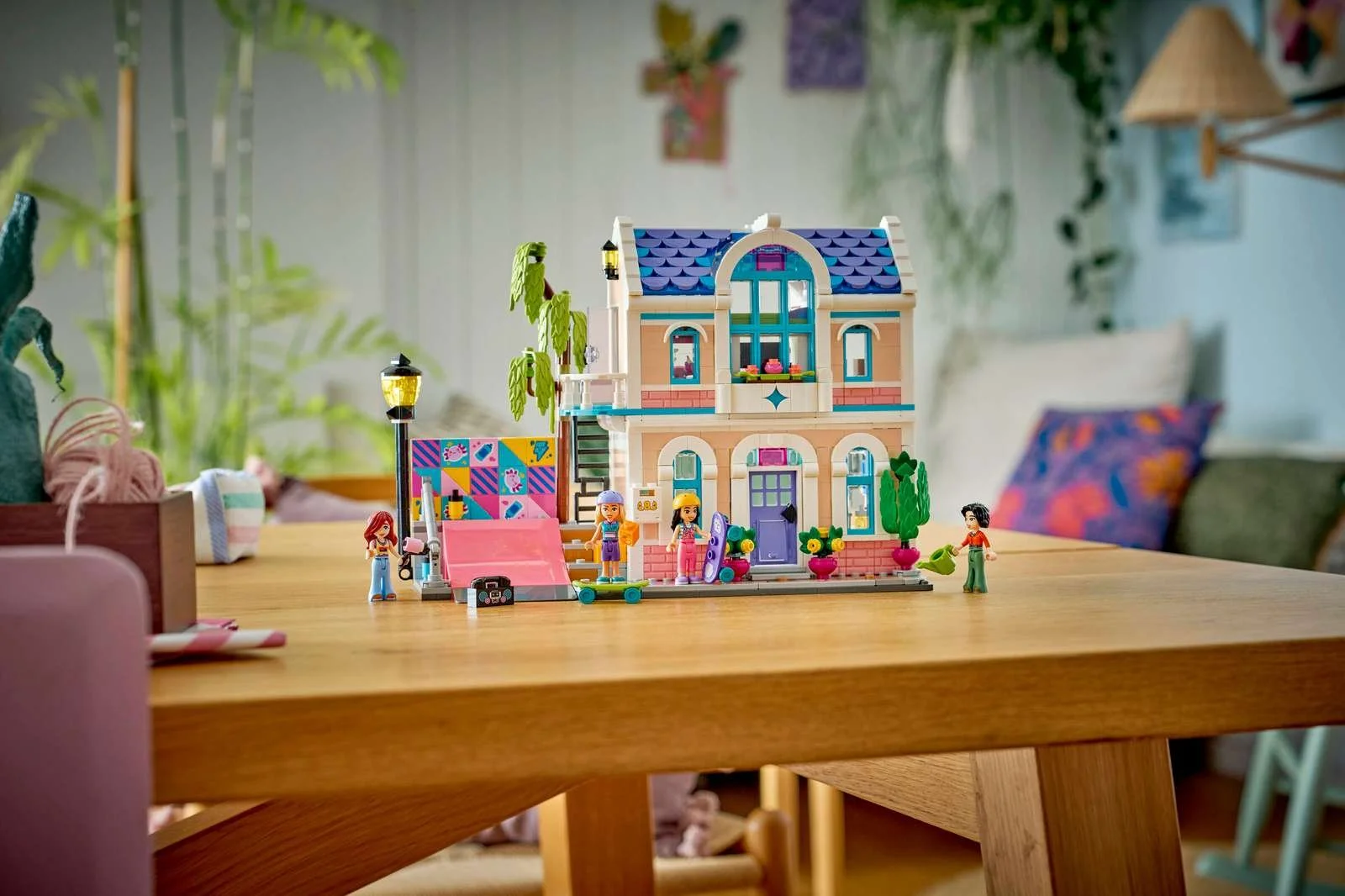 LEGO Gifts for Girls Ages 4 to 8 She Can Build on Her Own