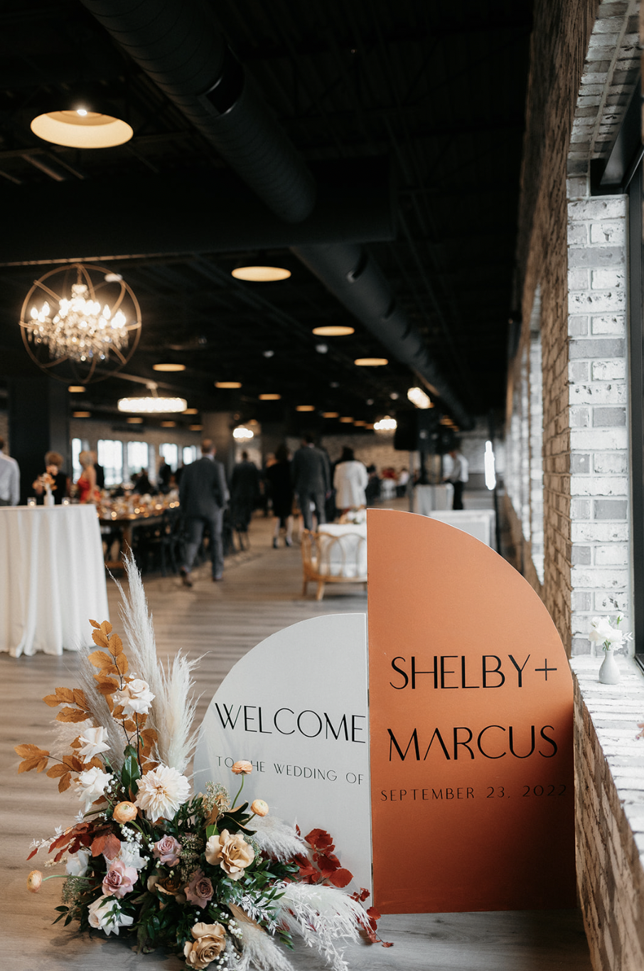 WOODEN ARCH WELCOME SIGN | $150 | CUSTOMIZE PAINT COLORS 