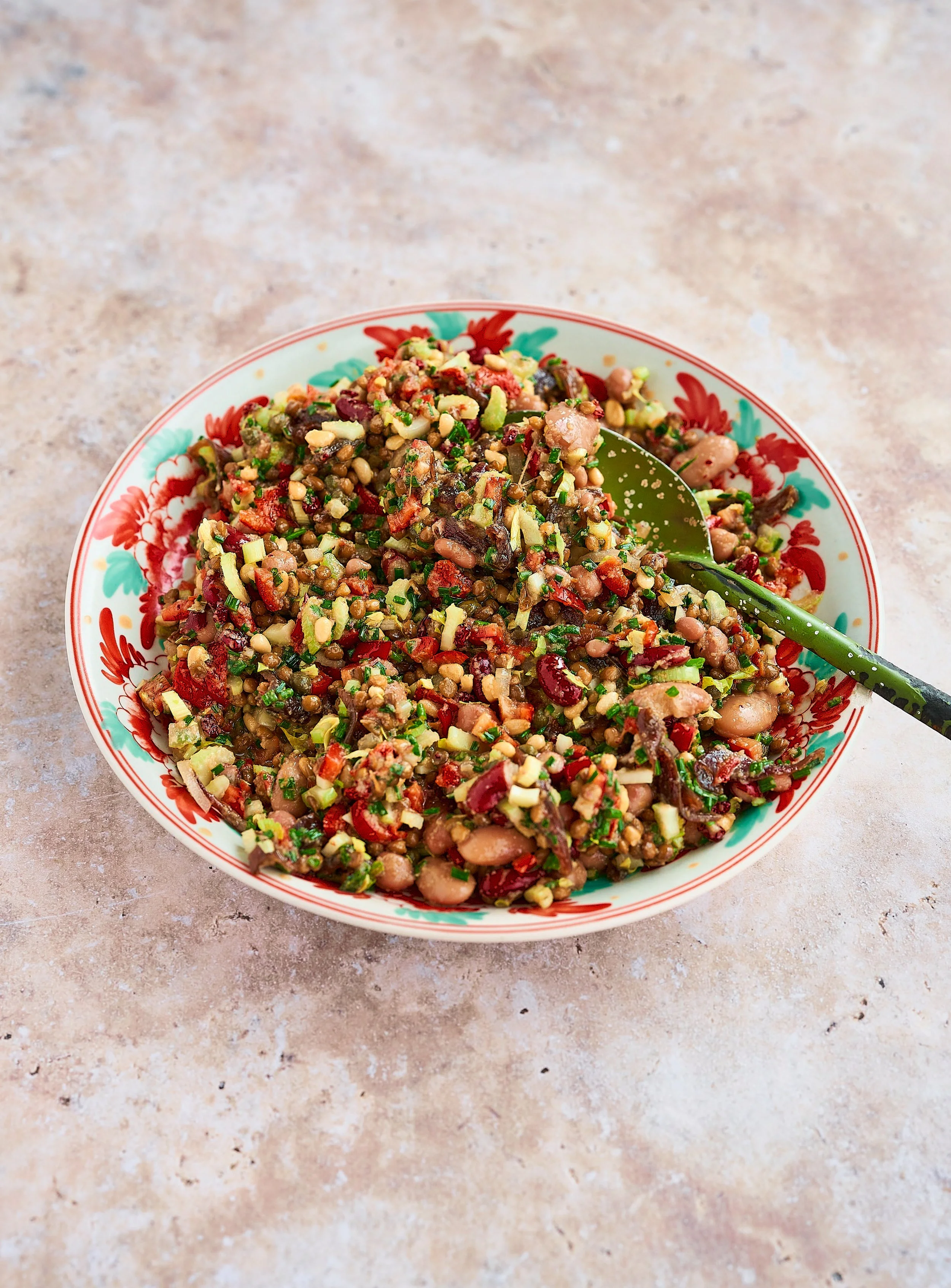 Een goed gevulde bonensalade.jpg