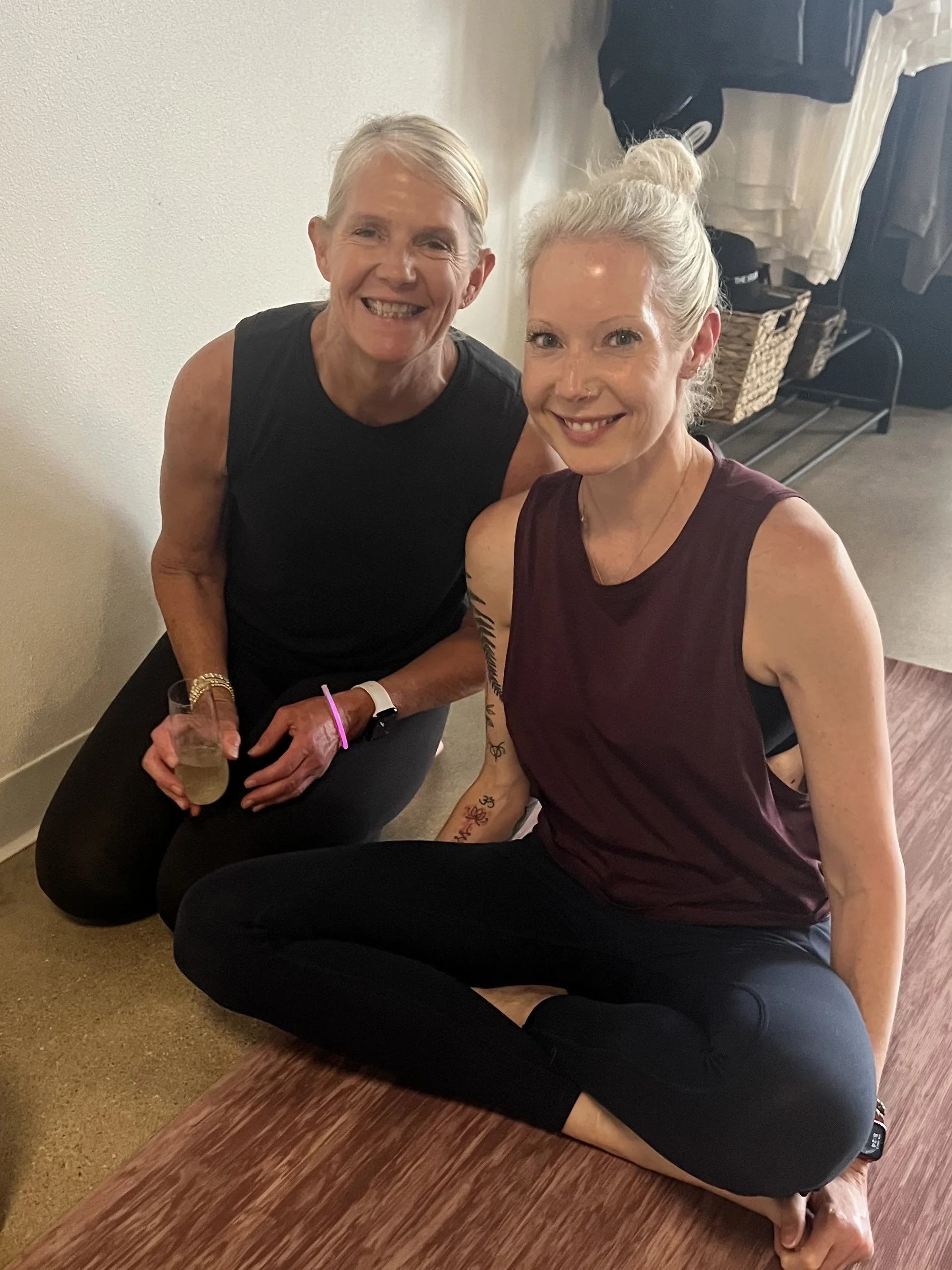 SUZANNE & STEPH