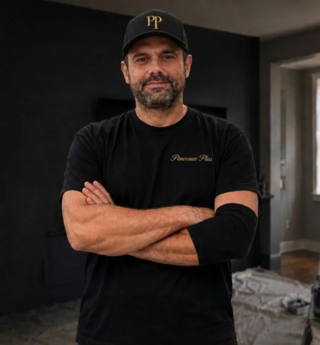 Joel Laxer, owner and painter at Pinceaux Plus