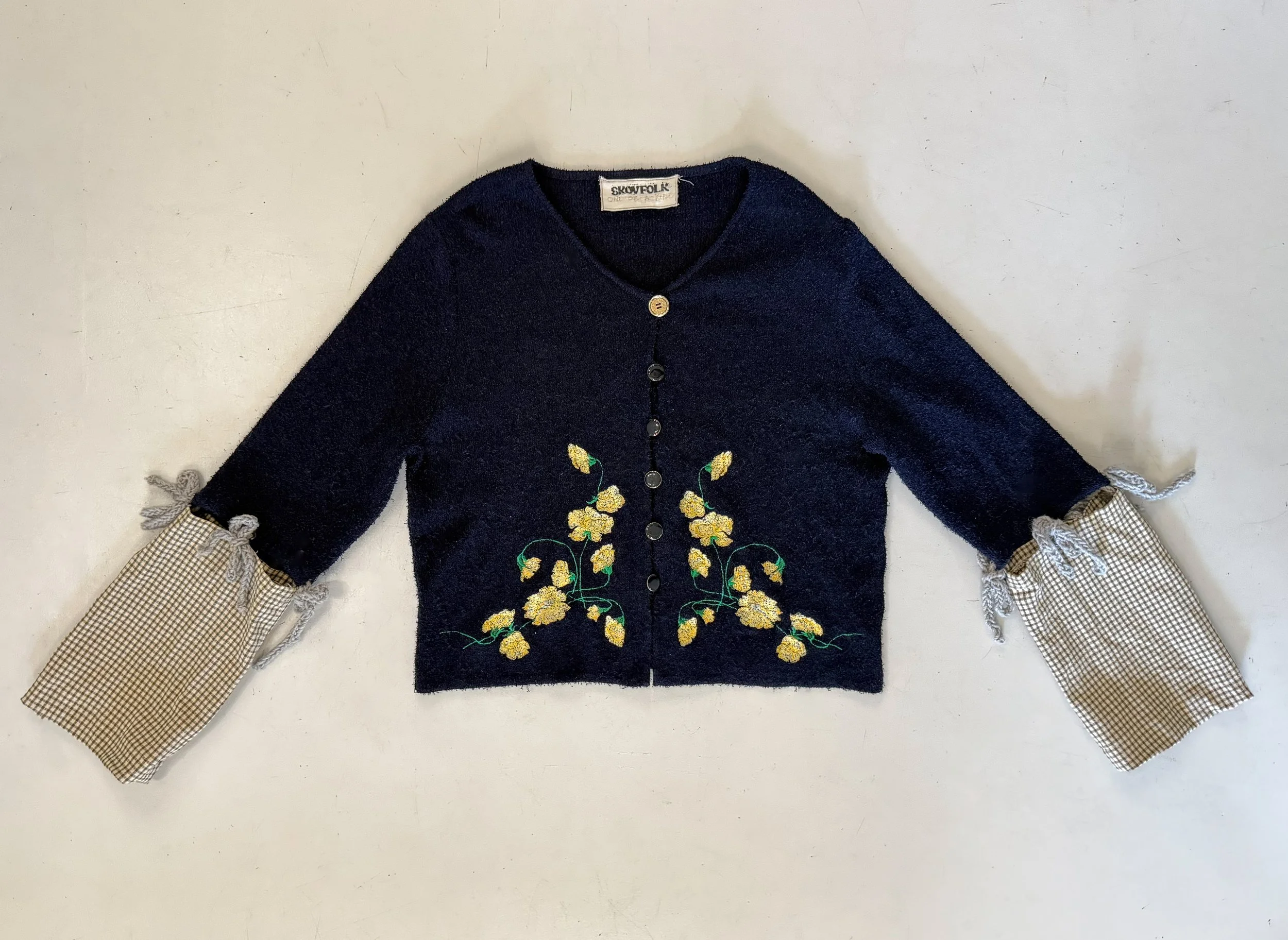 MEADOW BLOOM CARDIGAN