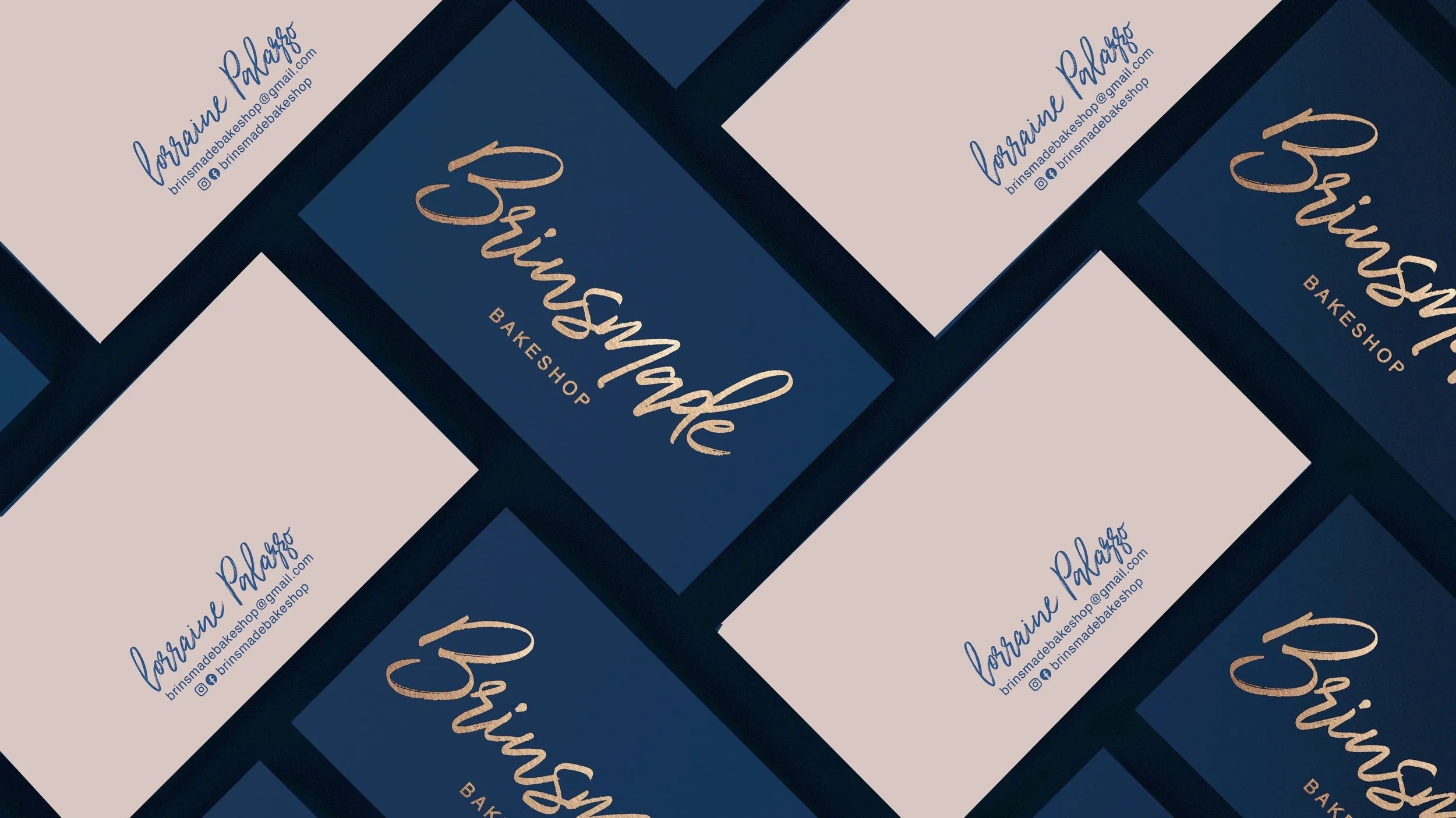 01_FLATLAY_BUISNESSCARDS+copy.webp