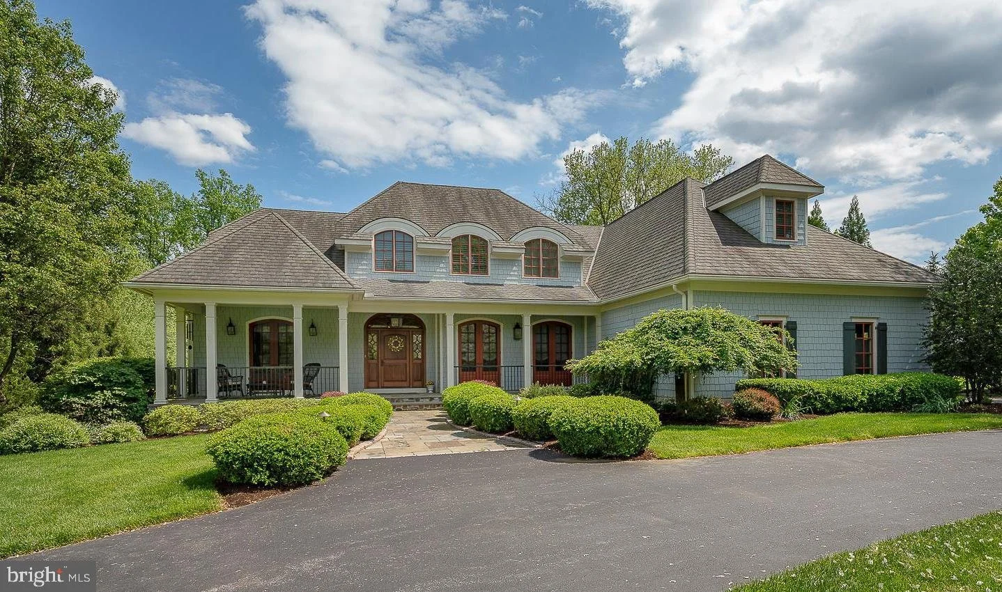 4104 Meadow Ln, Newtown Square, PA 19073