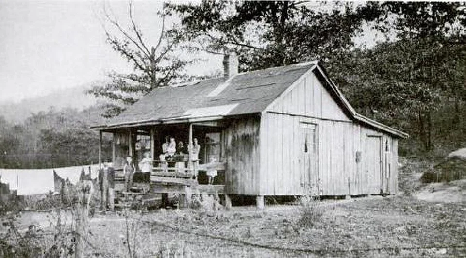 Smyth-county-farm-family-va1.jpg