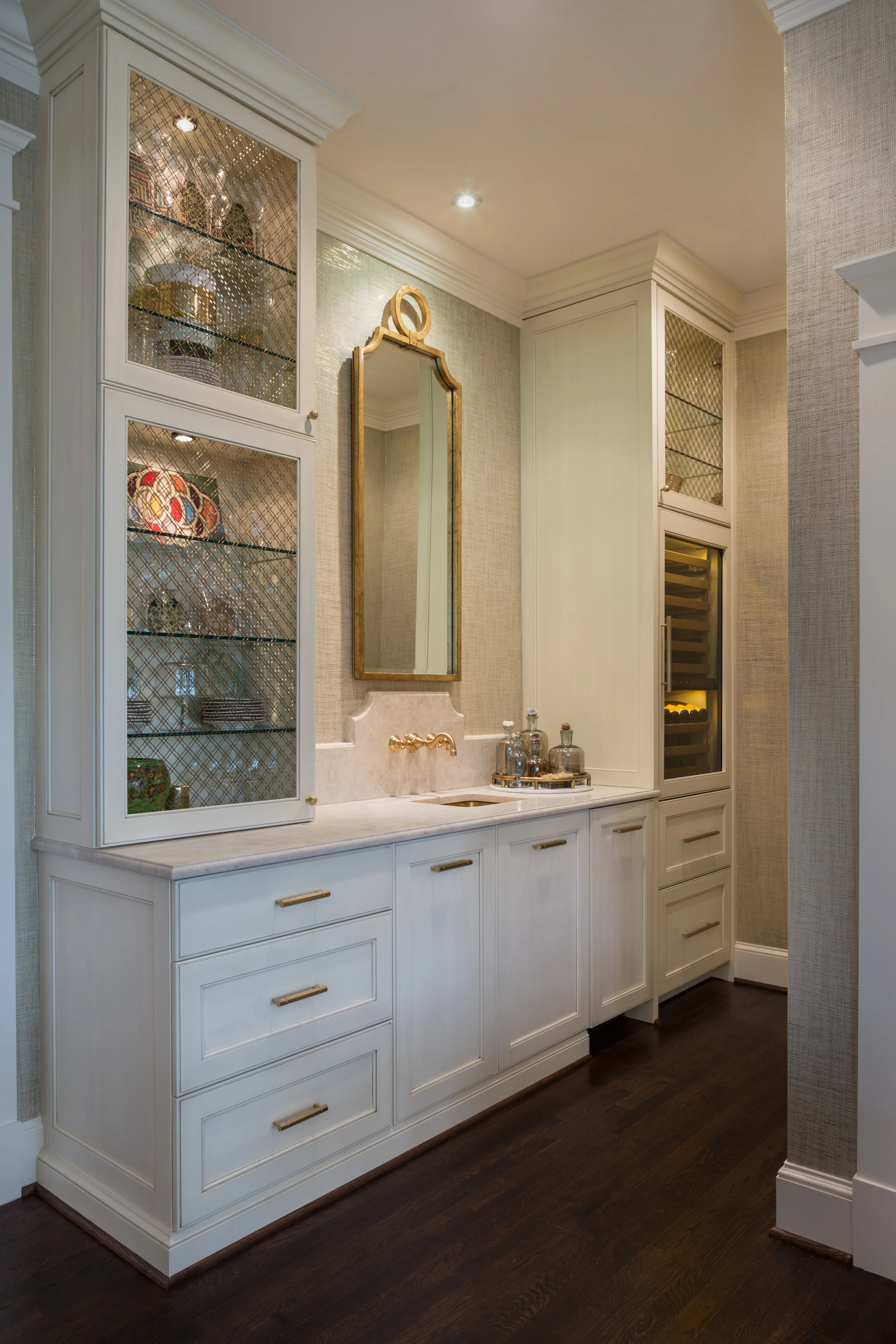 Butler's Pantry (Copy)