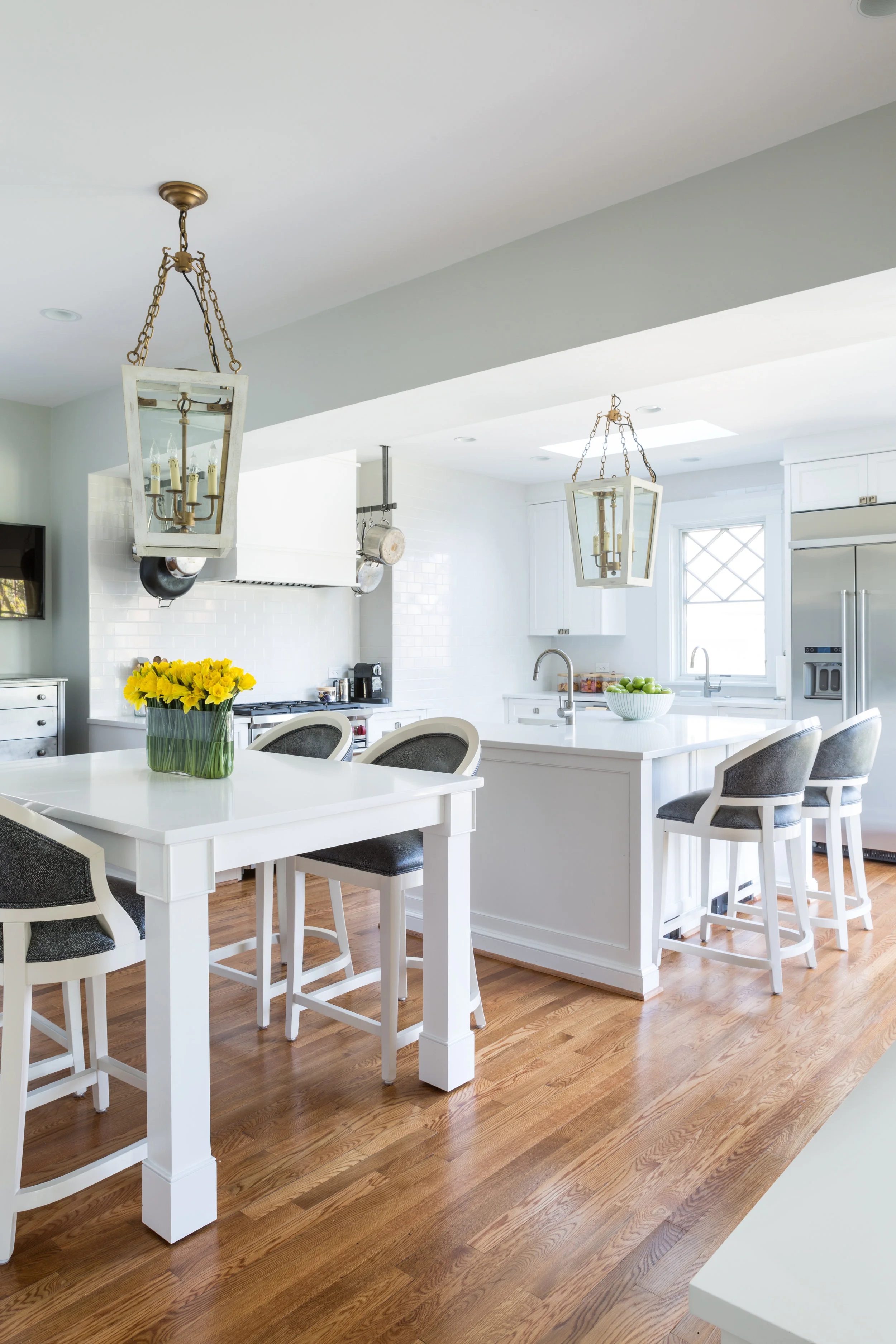 White Kitchen Overall View (Copy)