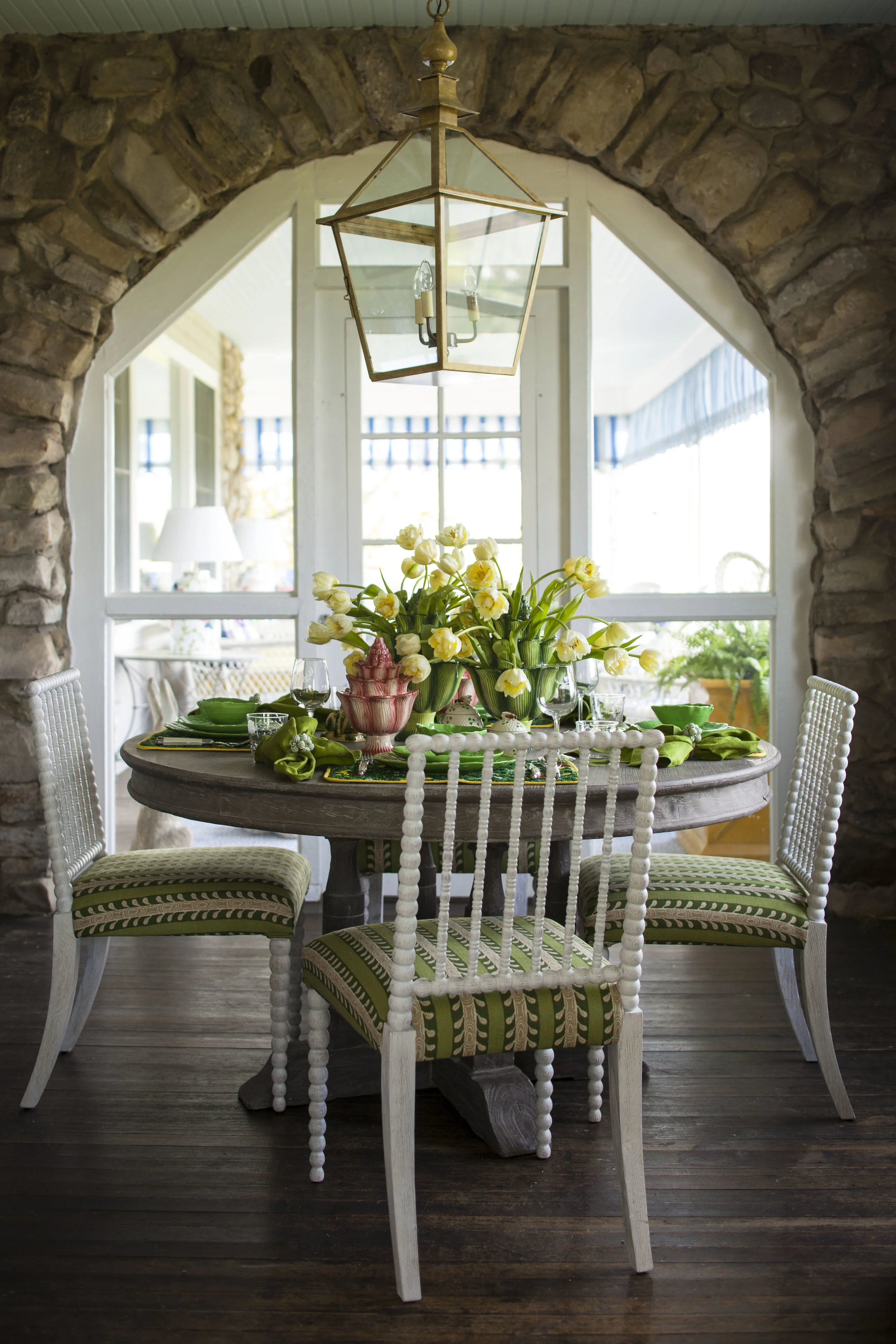 dining table.jpg