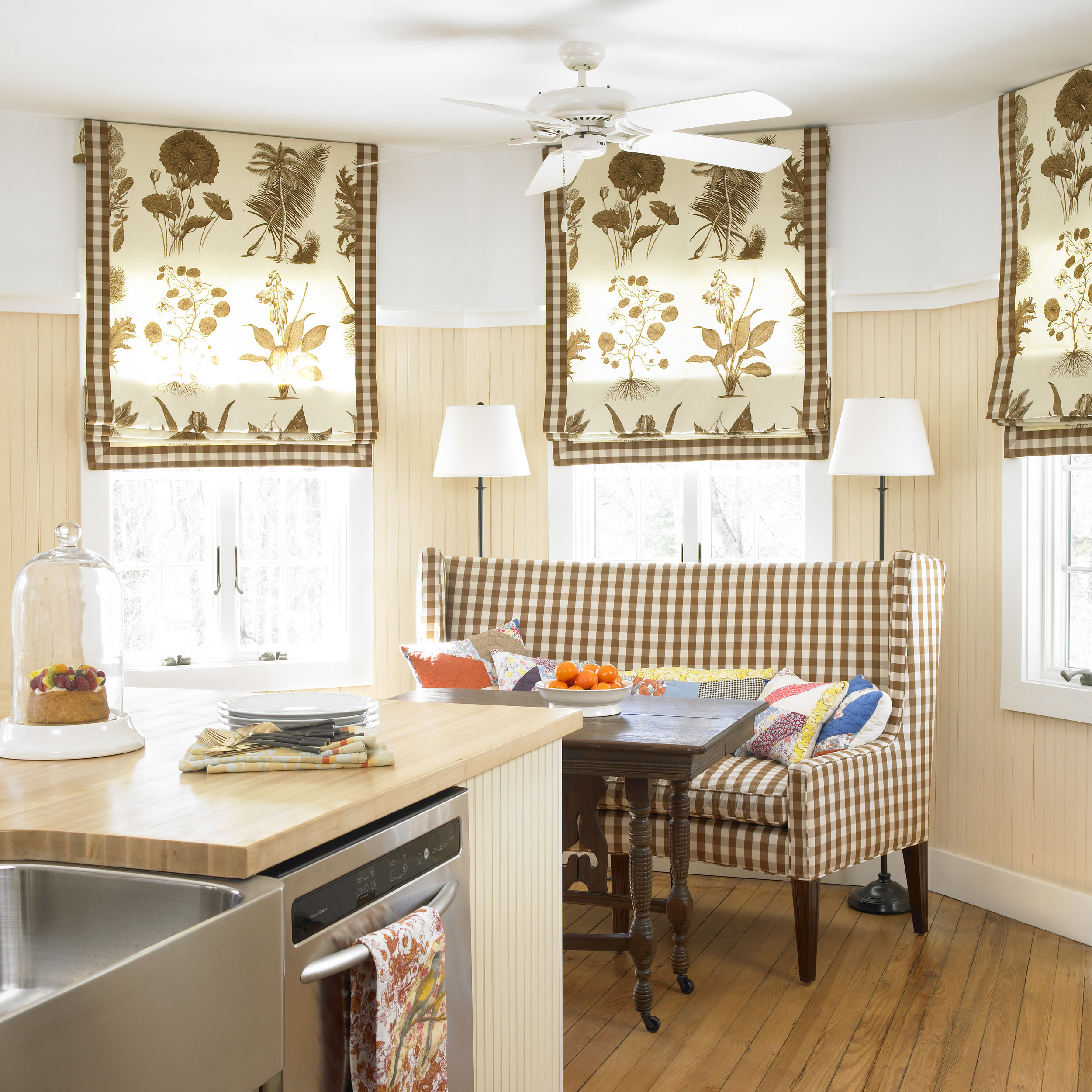 Kitchen Seating (Copy)