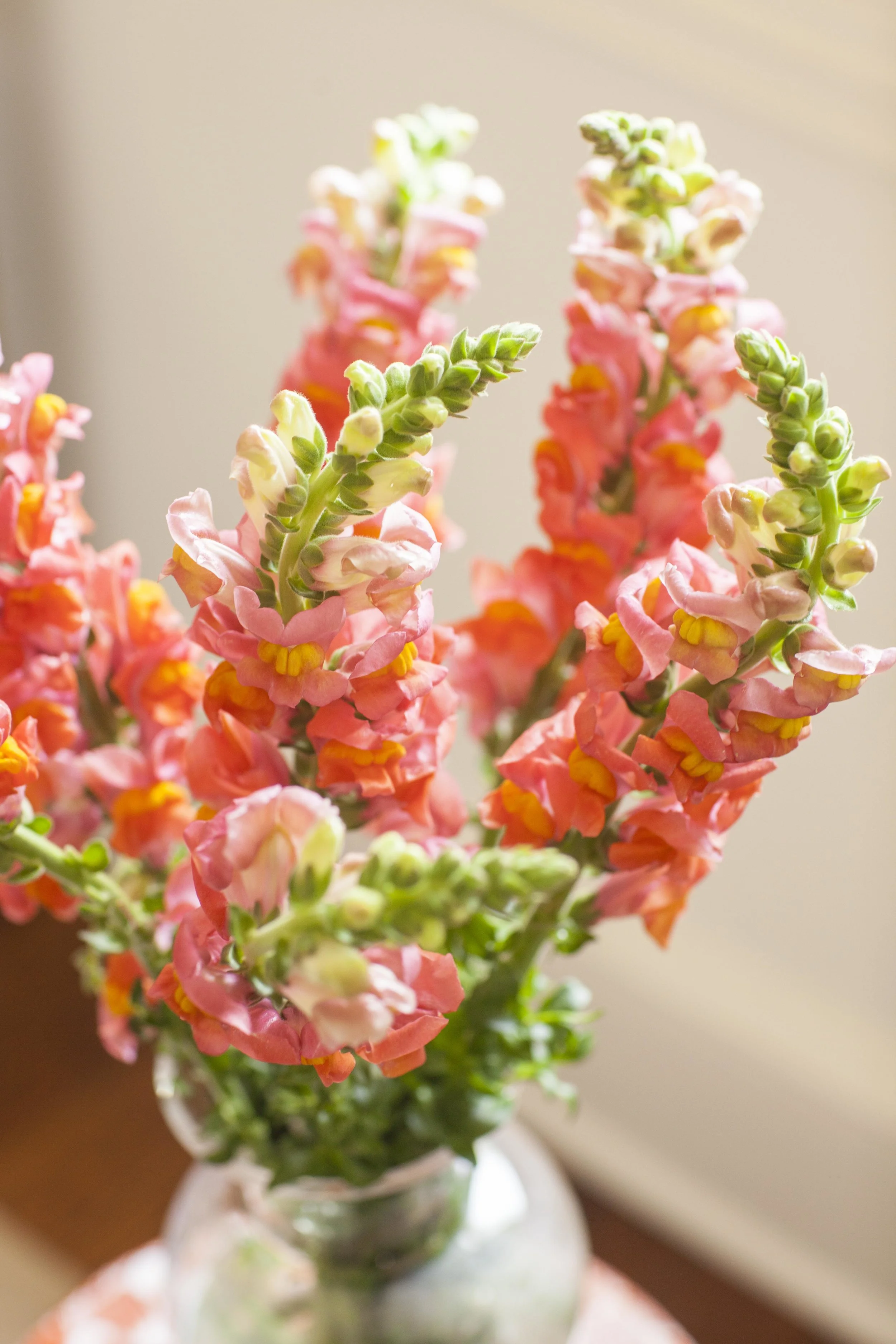Detail Living Room Floral Arrangement  (Copy)