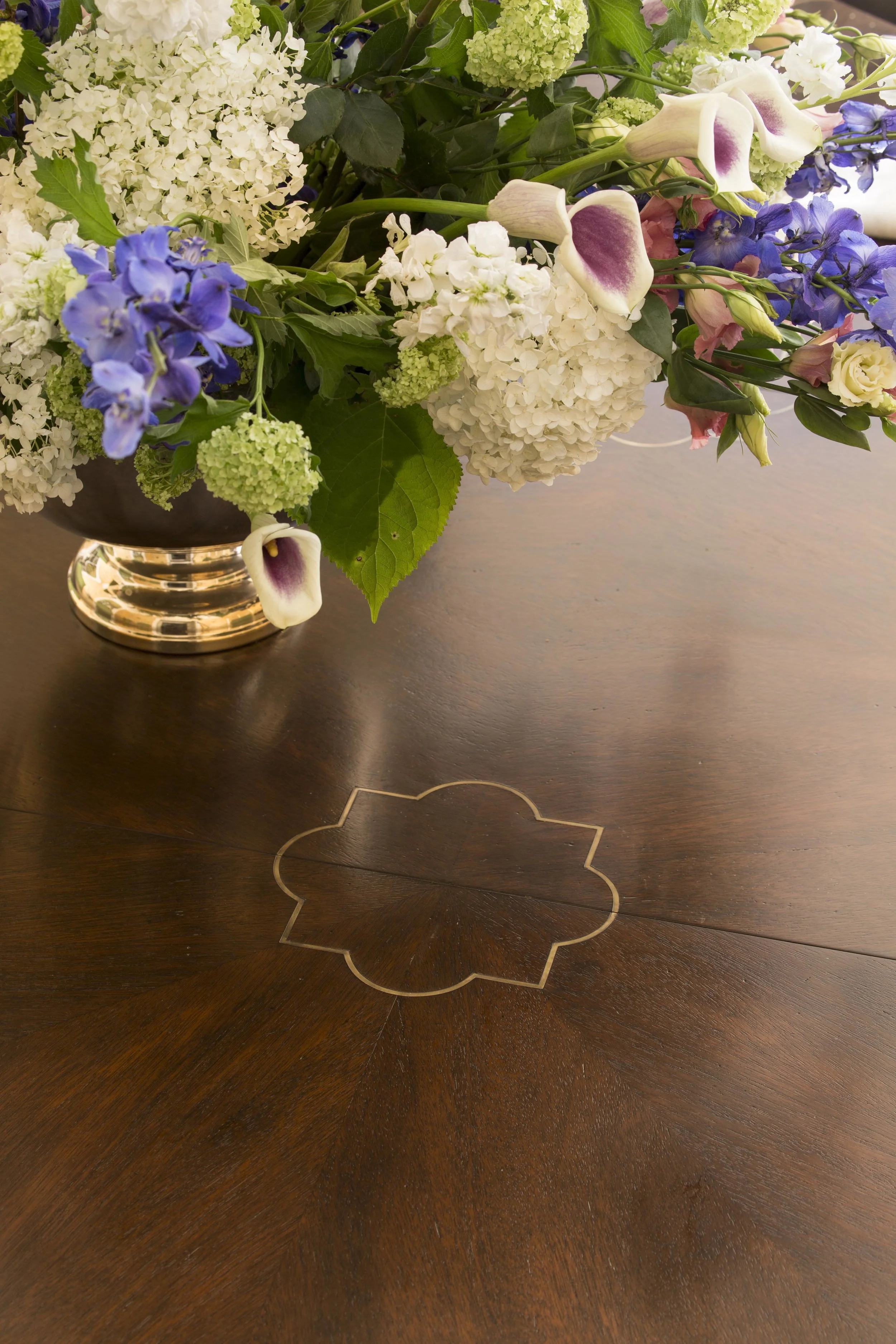 Dining Table Detail (Copy)