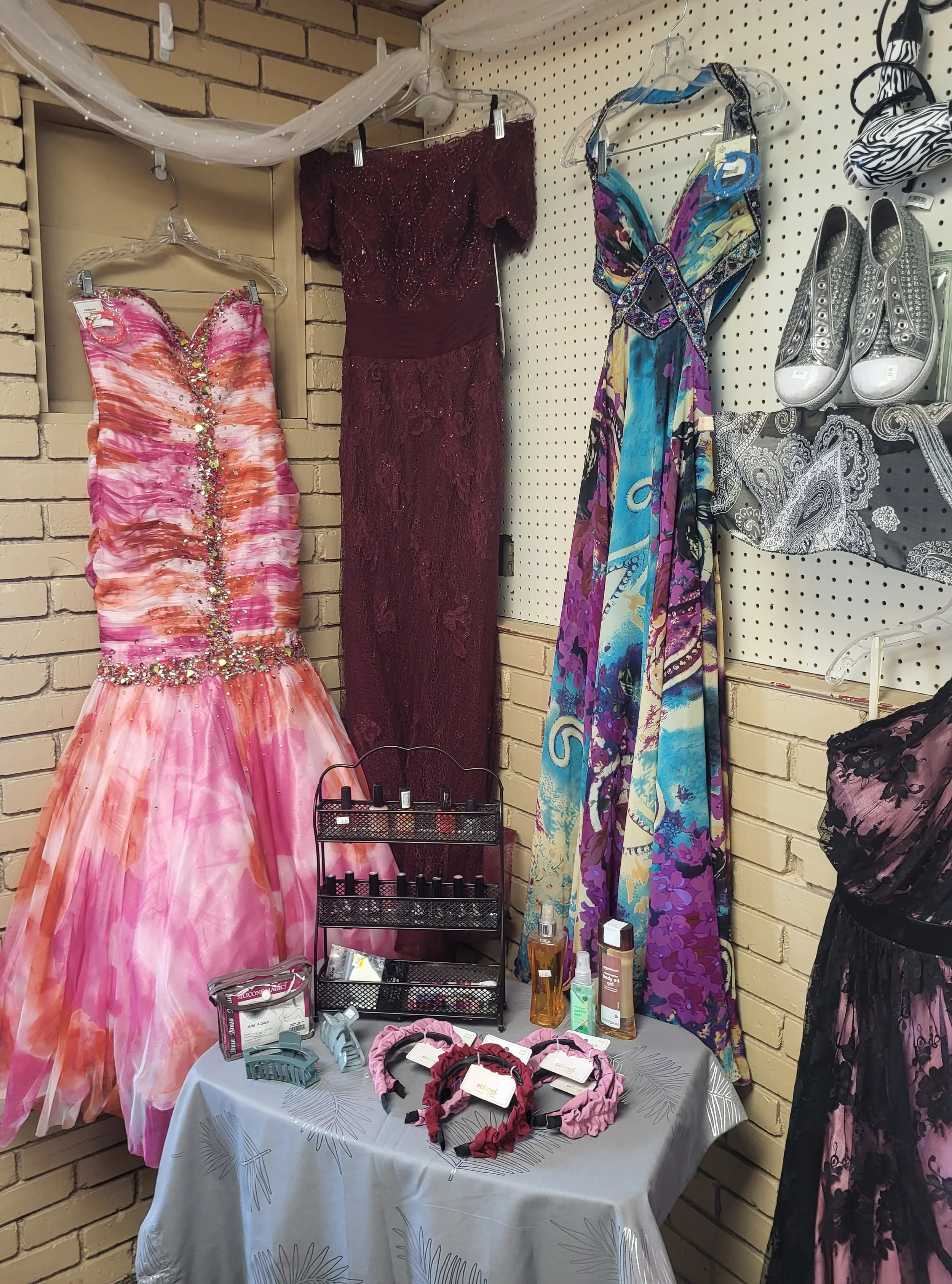 Prom Clothing and Accessories Drive