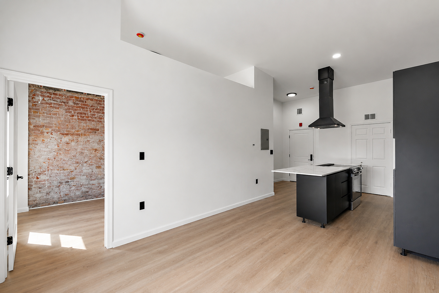 35-9301 Oakland Unit 203-9_Final.png