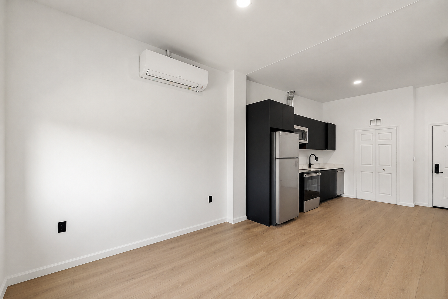 11-9301 Oakland Unit 204-11_Final.png