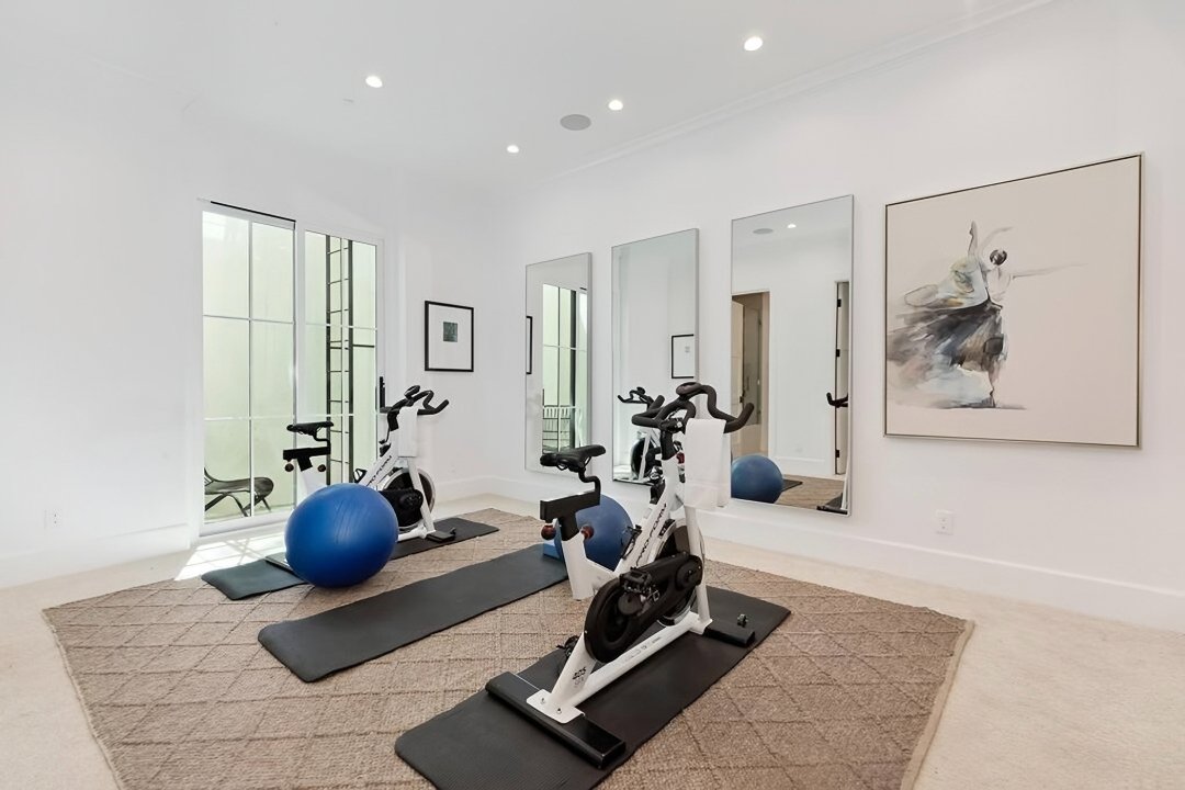 fullbuild_Glenbarr_Interior_Gym_01 .jpg