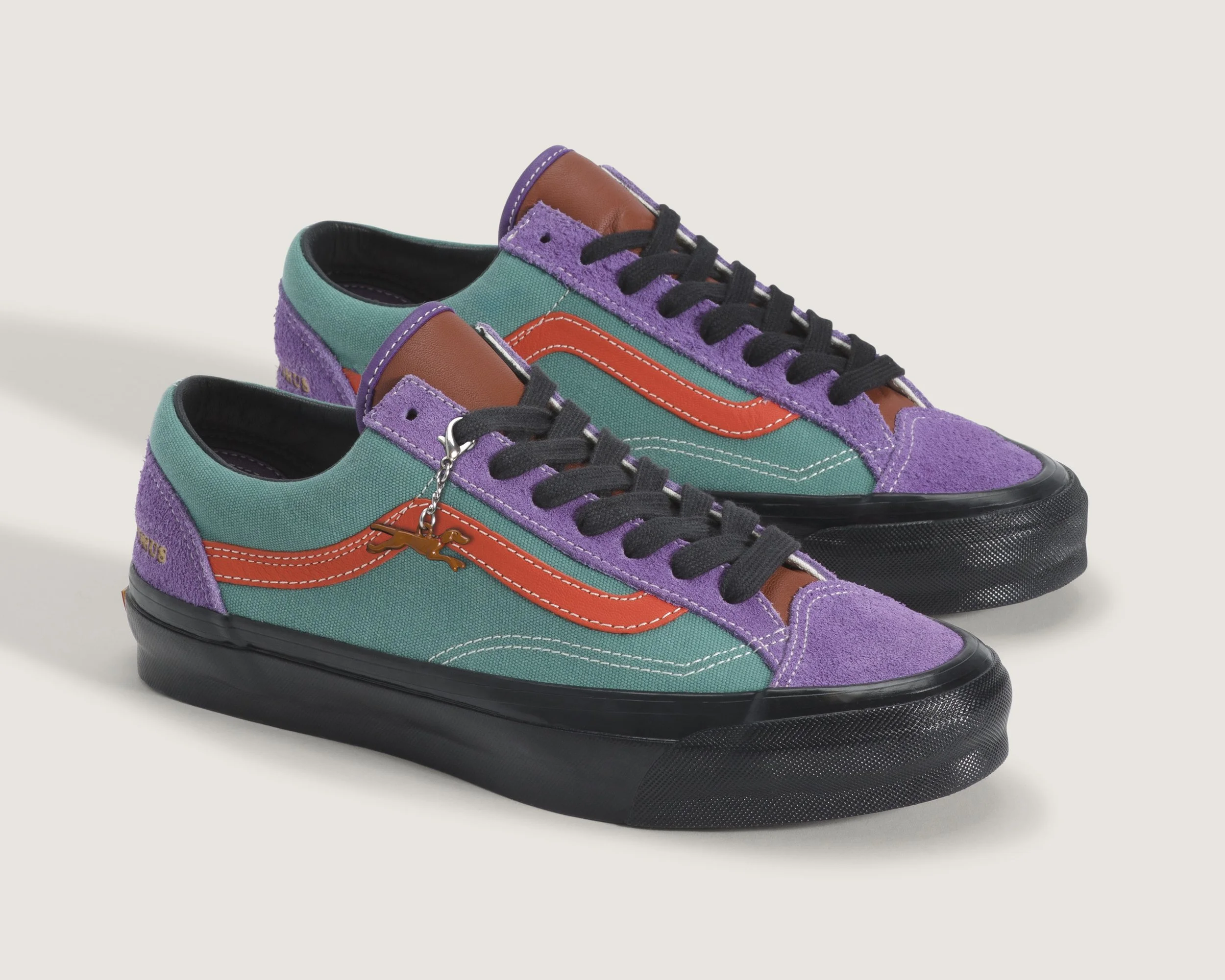 VANS-OTW-VN000DC0IVG-A.jpg