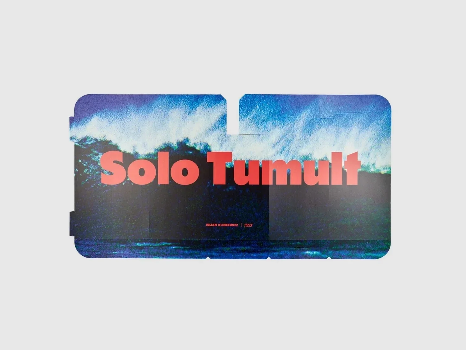 JULIAN-KLINCEWICZ-SOLO+TUMULT+CAR+SHADE.webp