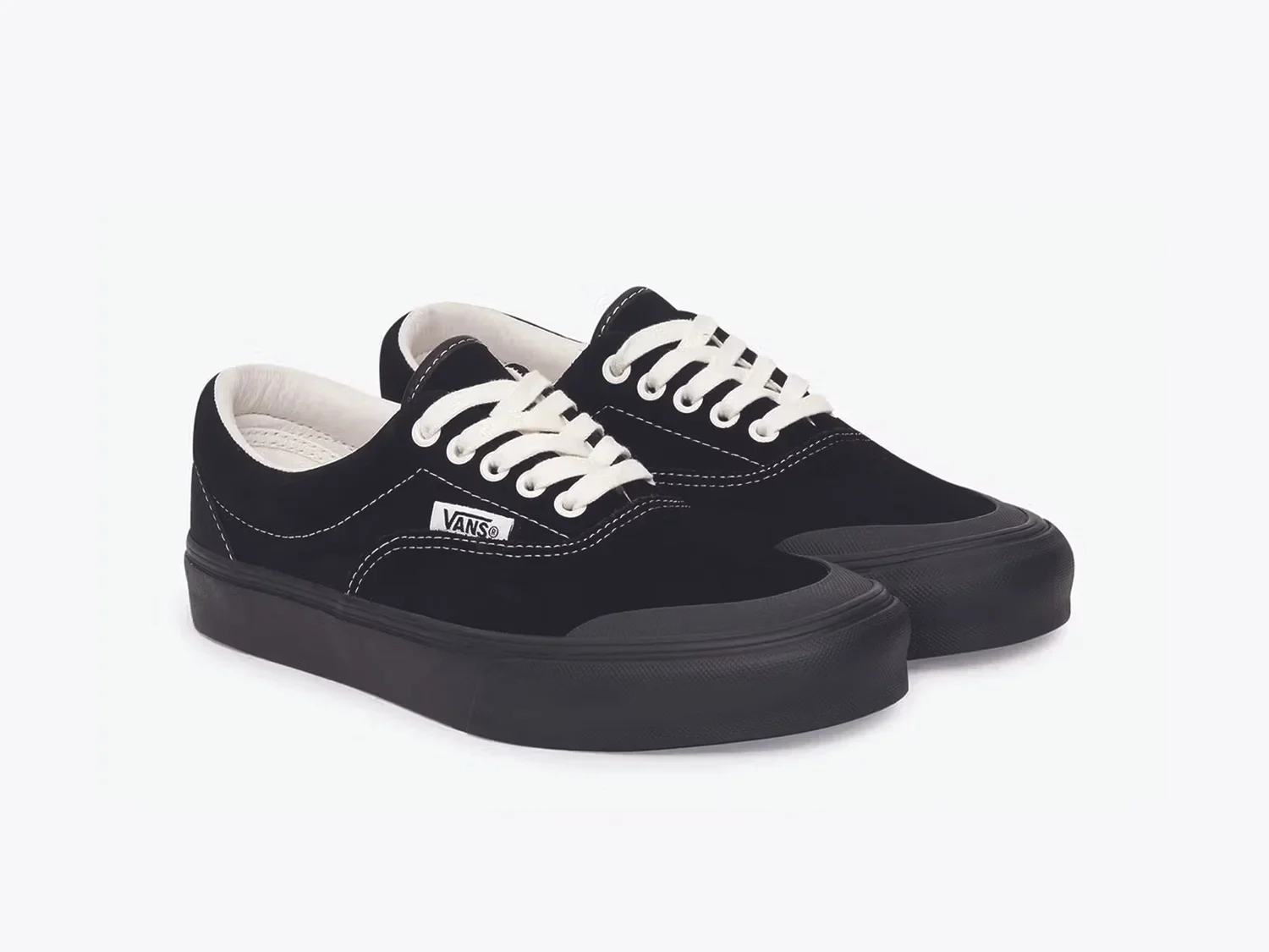vans+vault+julian+klincewicz+slam+jam+C.webp