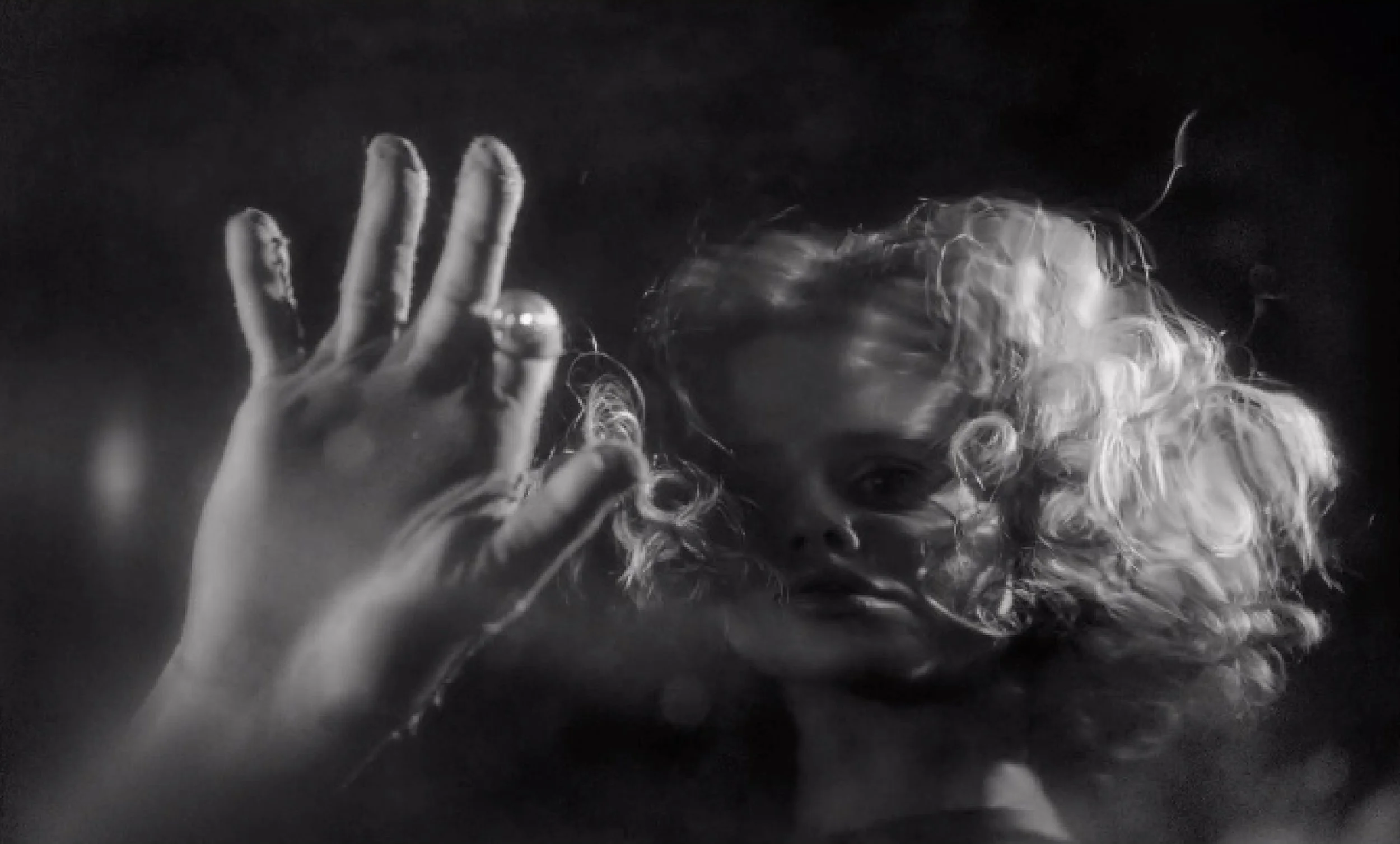 ⑱ Tombe la nuit (Ines Guelfucci)