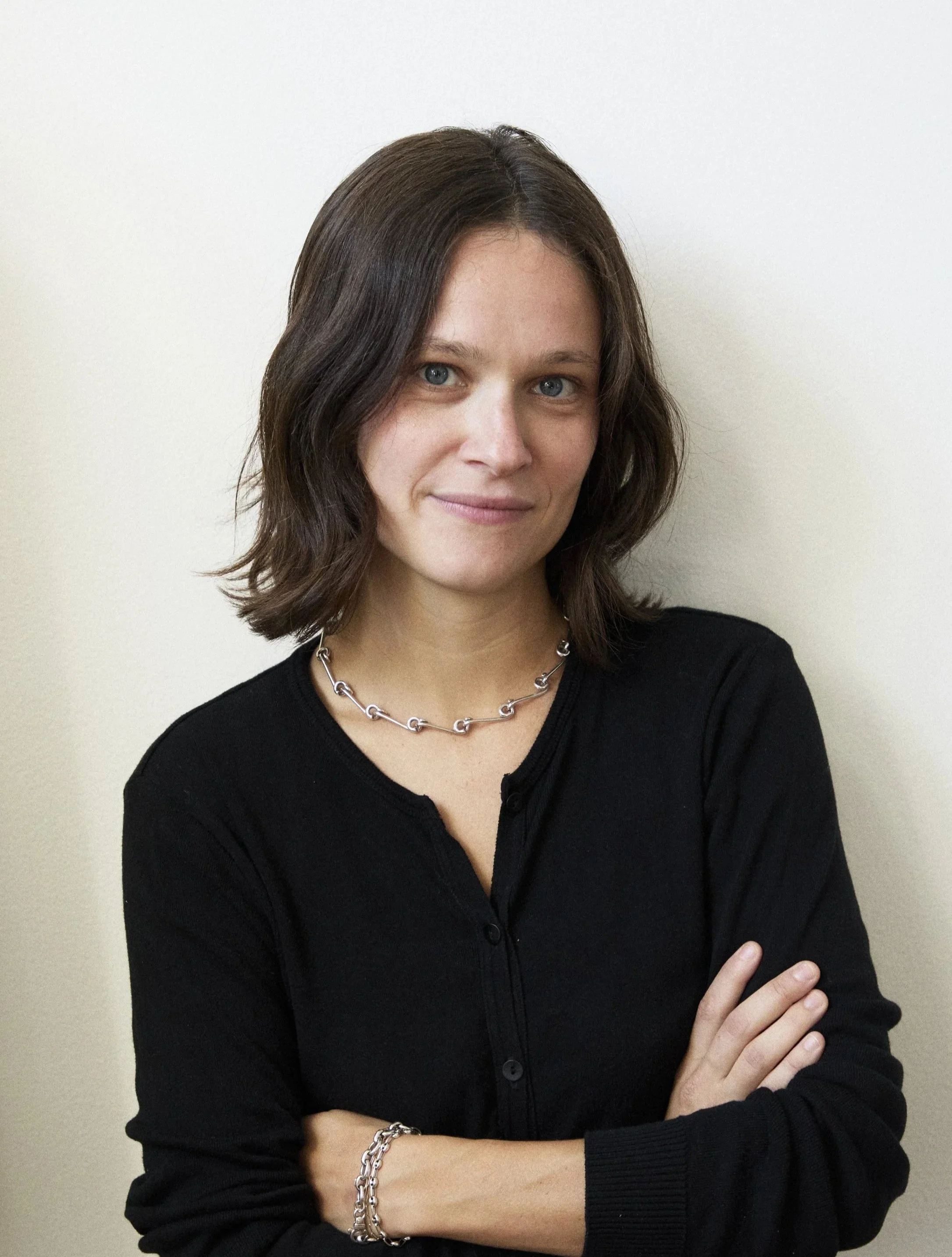 Clinical Psychologist and Psychotherapist in NYC, offering assessment services, and psychodynamic psychotherapy and transference-focused psychotherapy (TFP) for individuals (adults and adolescents), couples, and families.
