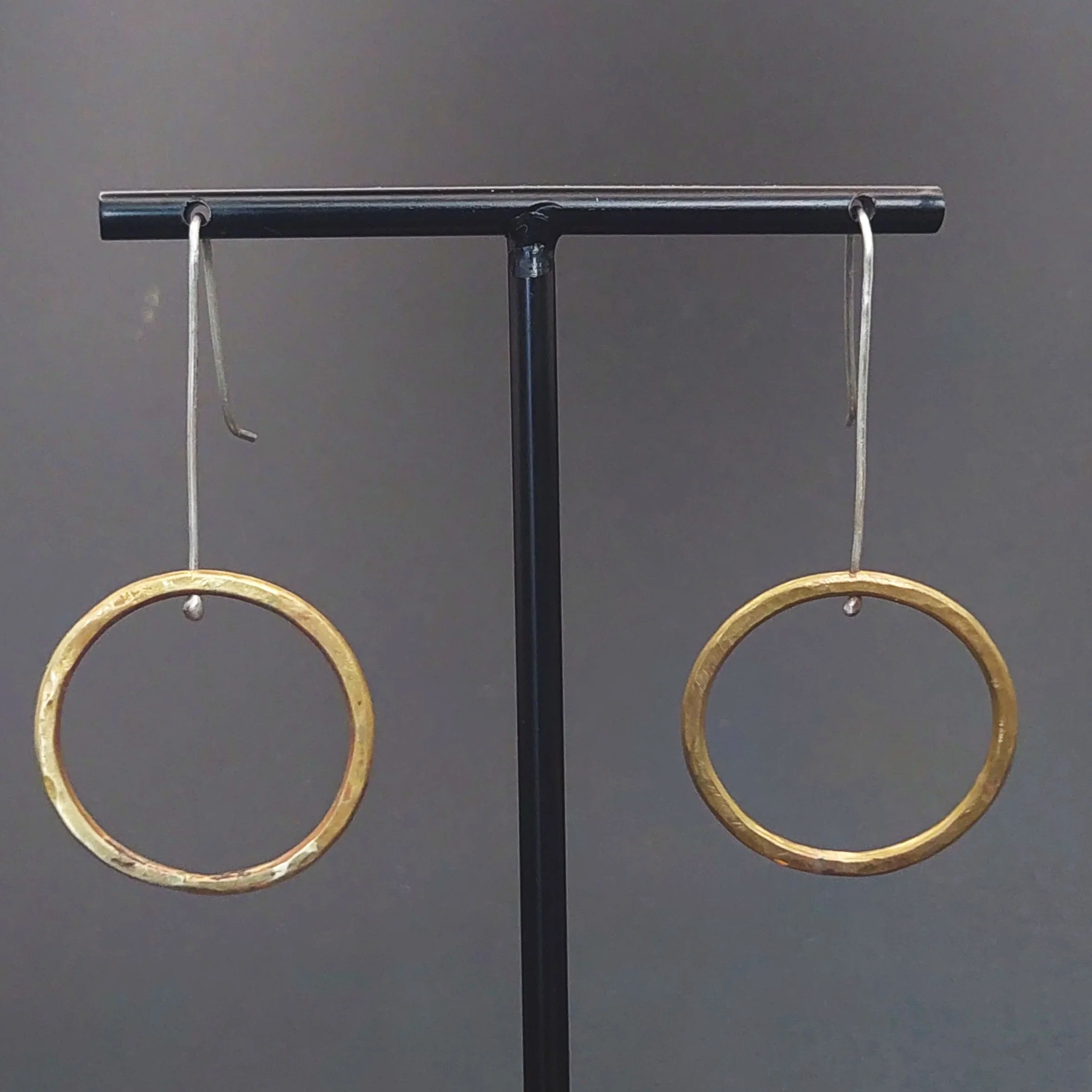 Swinging hoops
