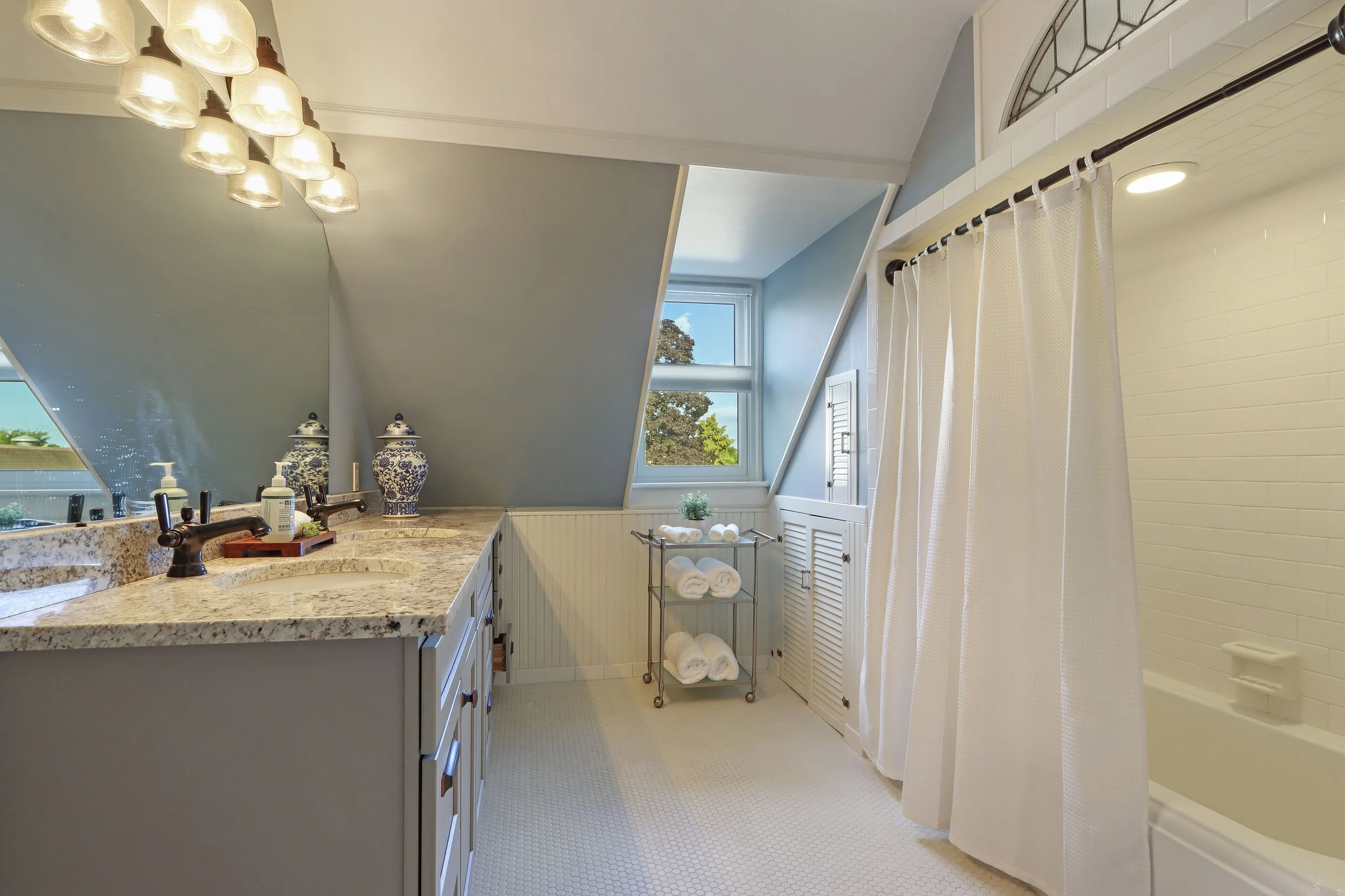 40-print-920 Geneva St, Lake Geneva, WI - 53.jpg