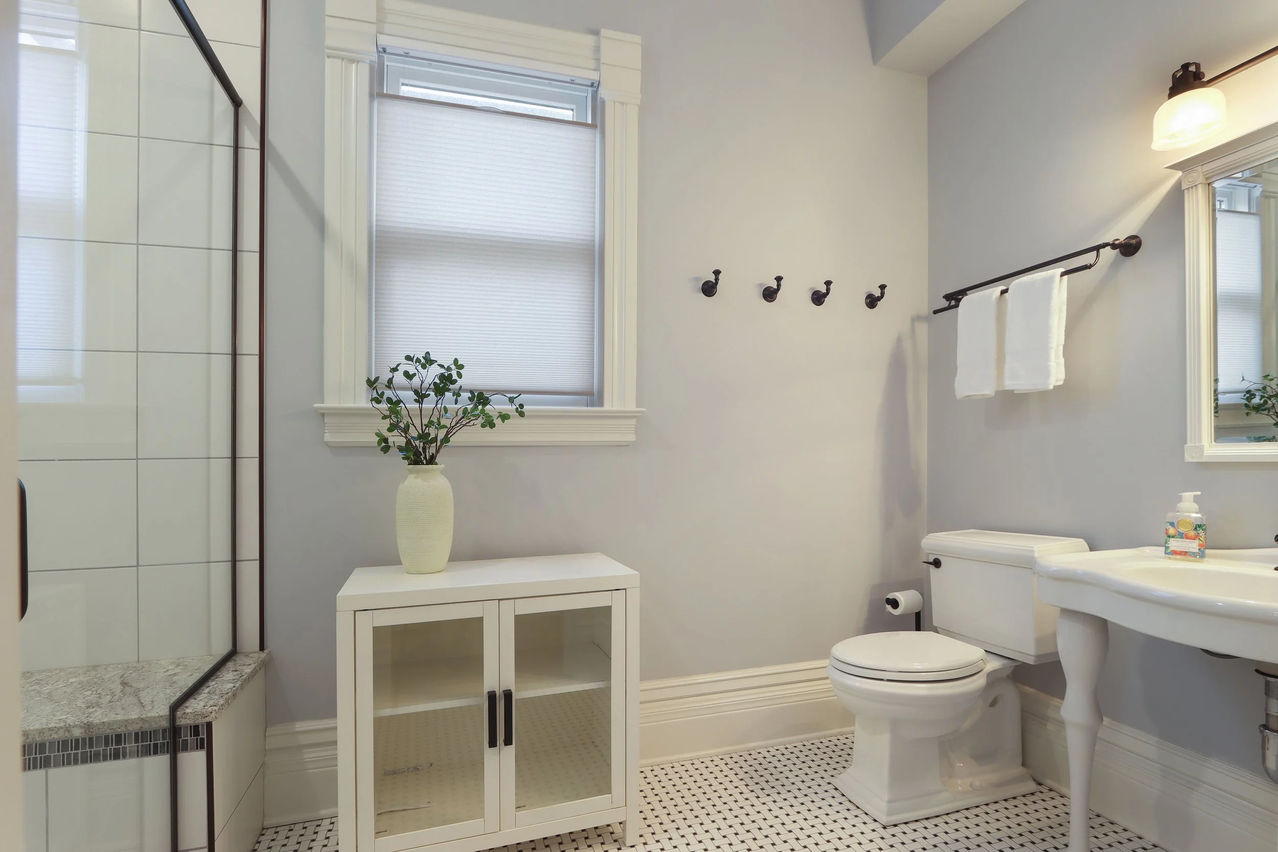 22-print-920 Geneva St, Lake Geneva, WI - 34.jpg