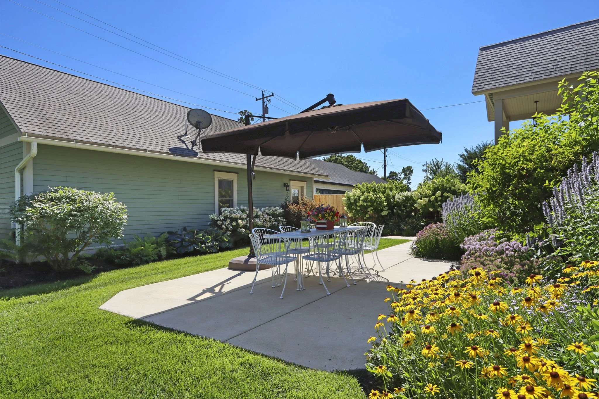 back patio and yard.jpg
