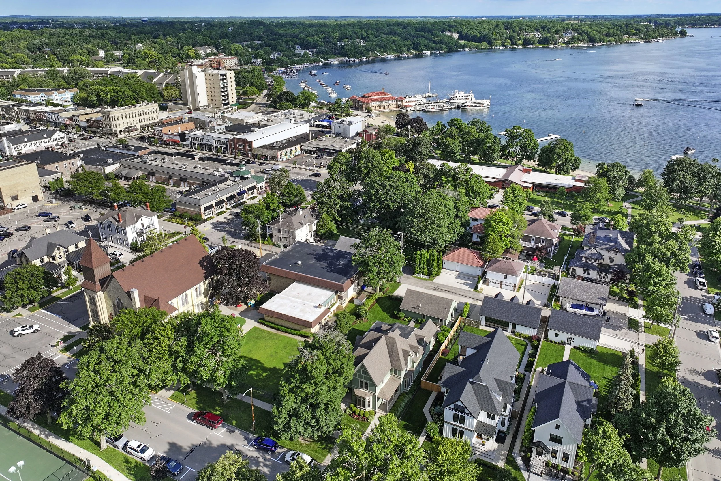 54-print-920 Geneva St, Lake Geneva, WI - 3.jpg