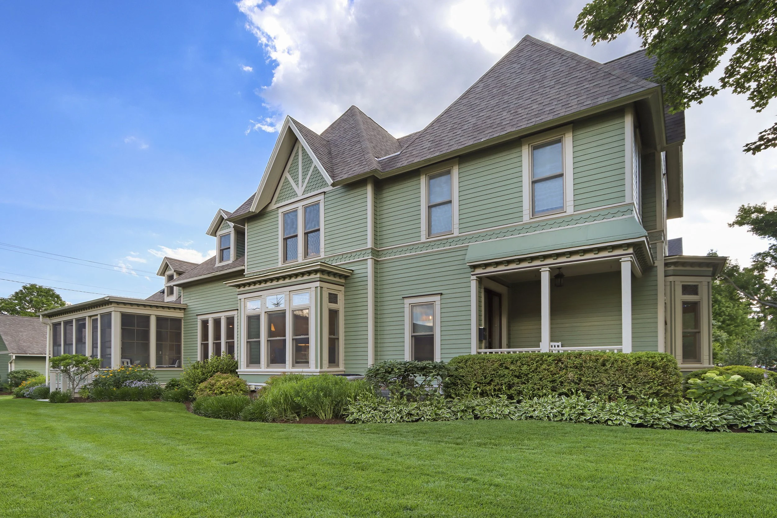 4-print-920 Geneva St, Lake Geneva, WI - 11.jpg