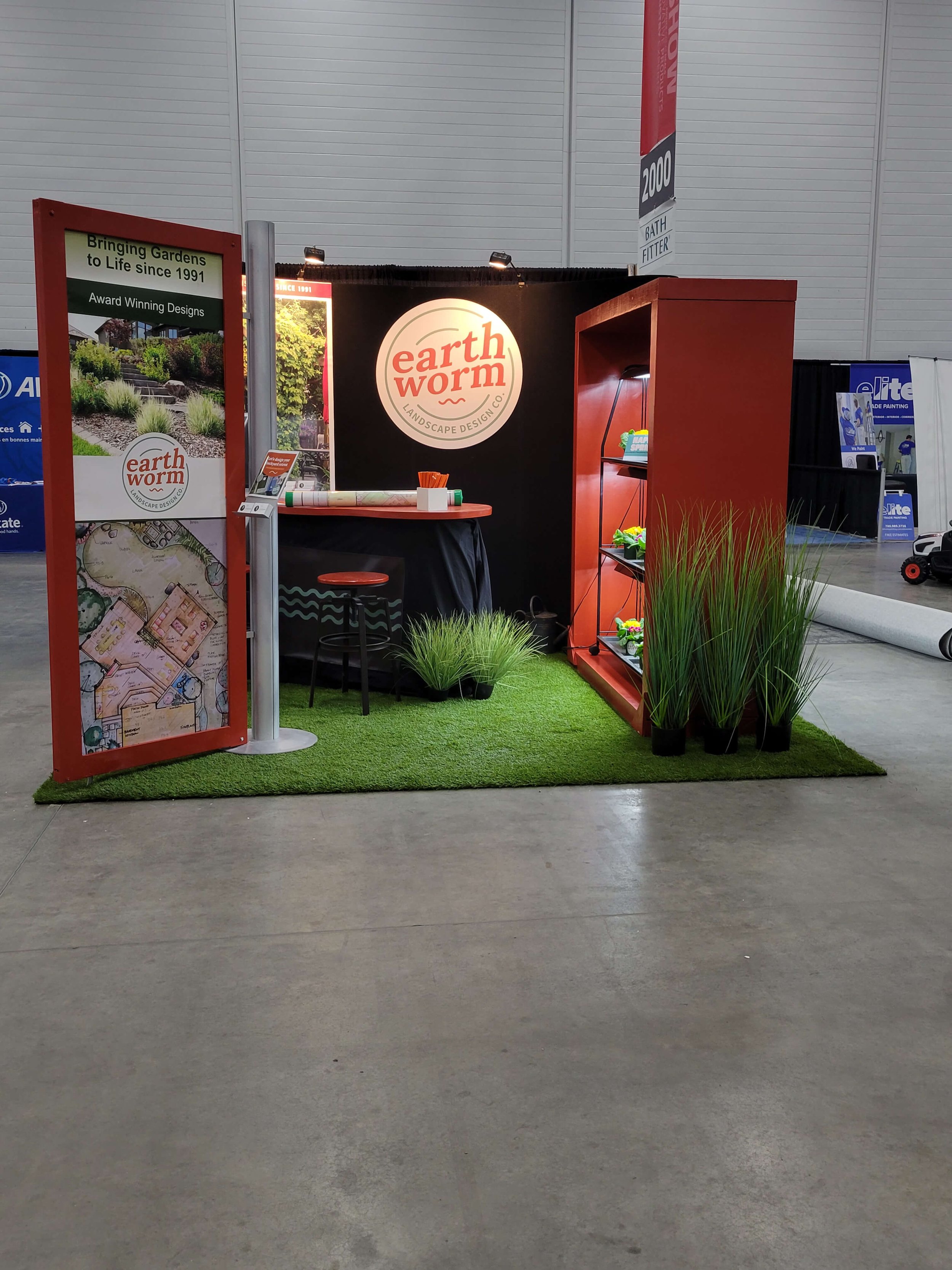 Earthworm display.jpg