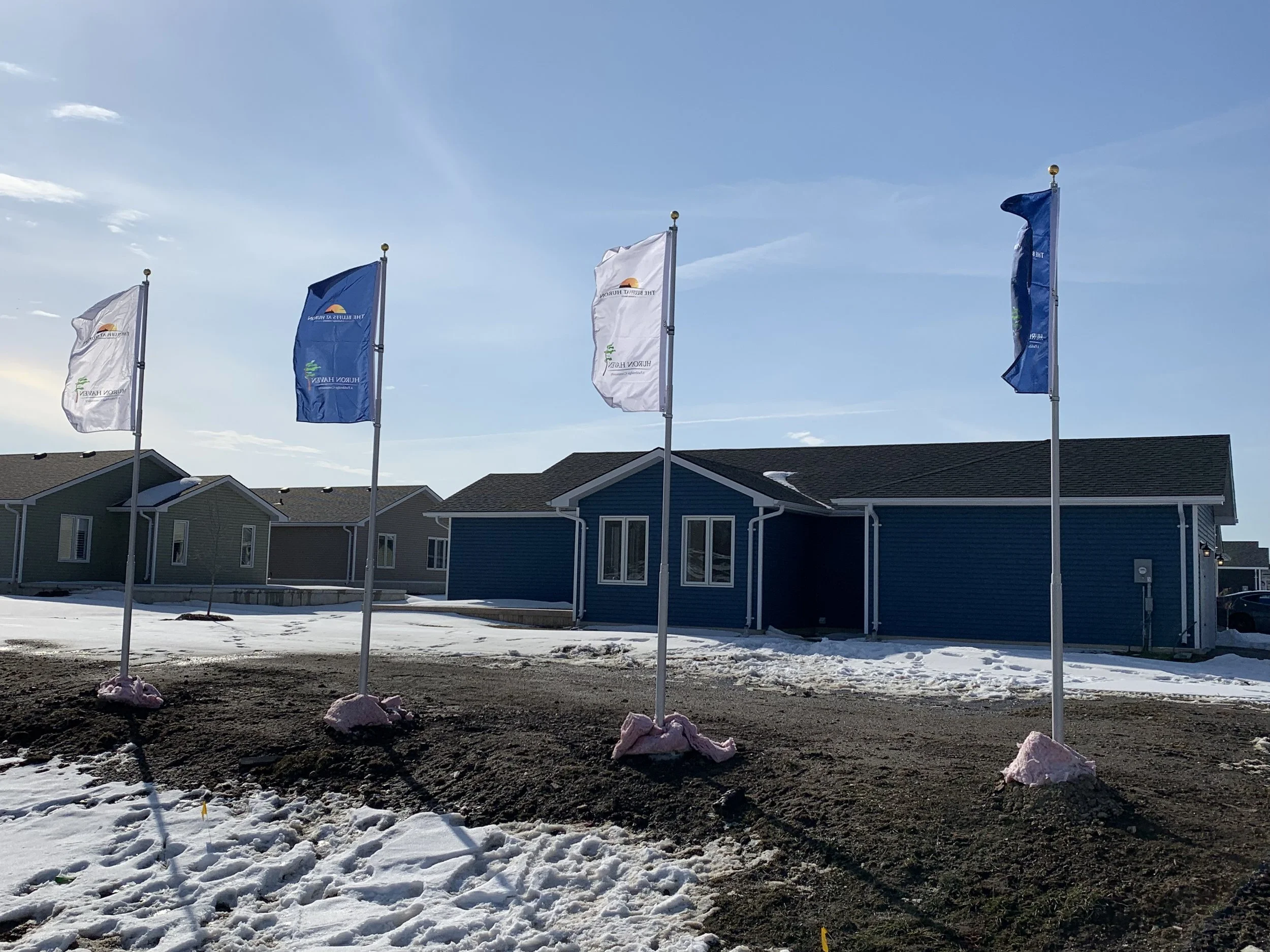 Telescoping flags 2 (Ontario).jpg