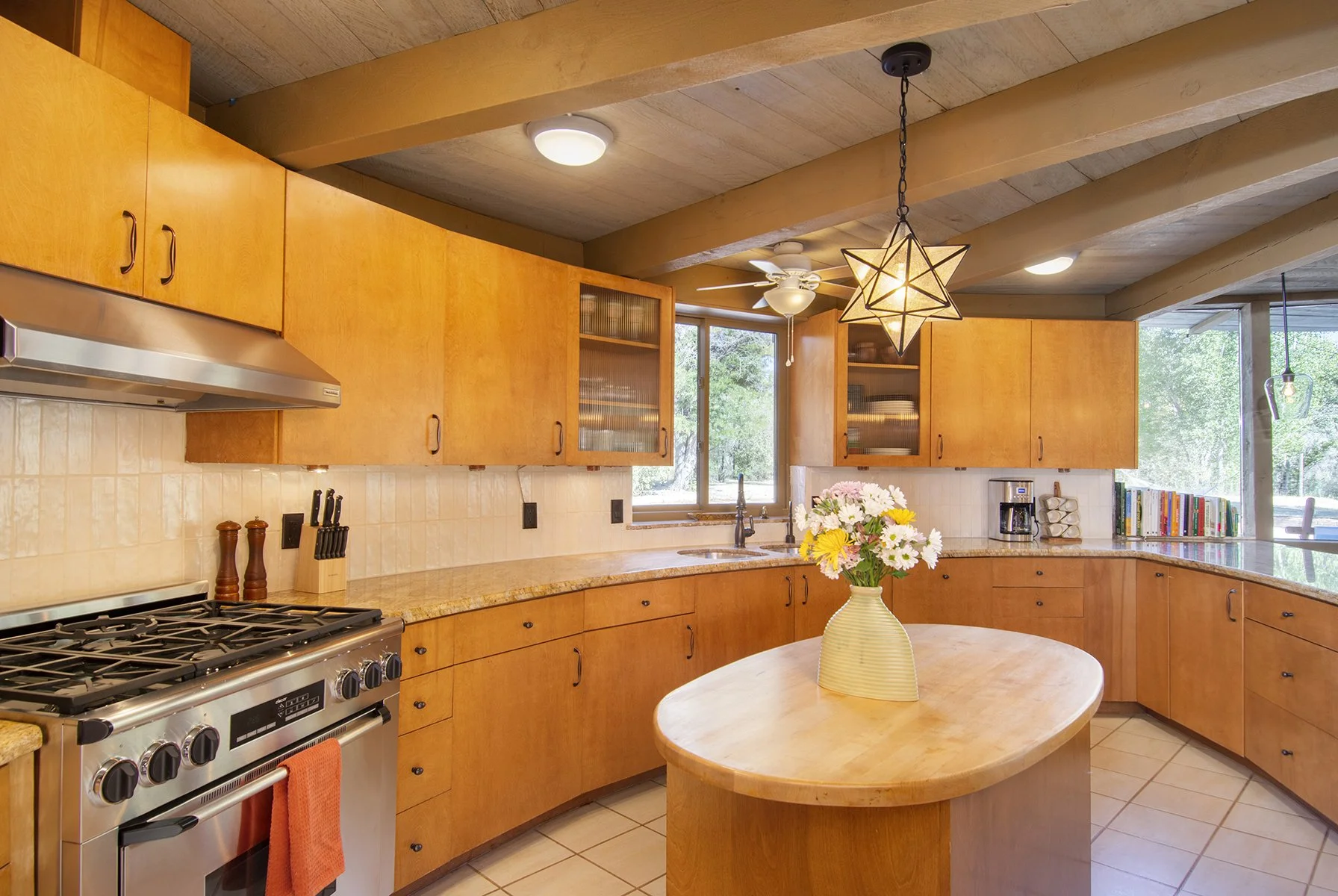 Kitchen - View 3.jpg
