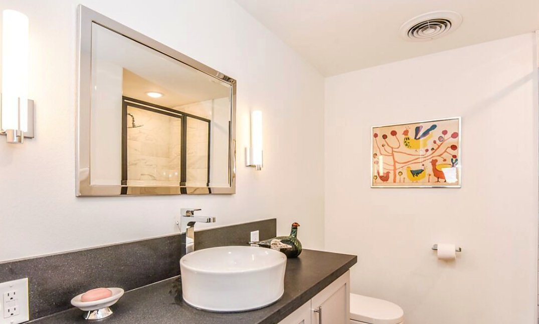 11-guest-bath.jpg