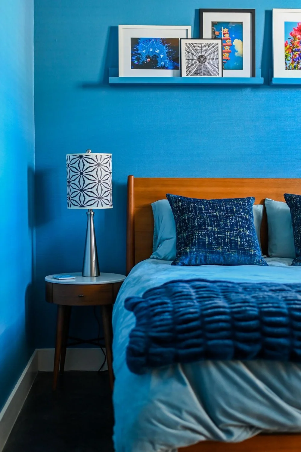 upload-07-blue-bedroom-2x3.jpg