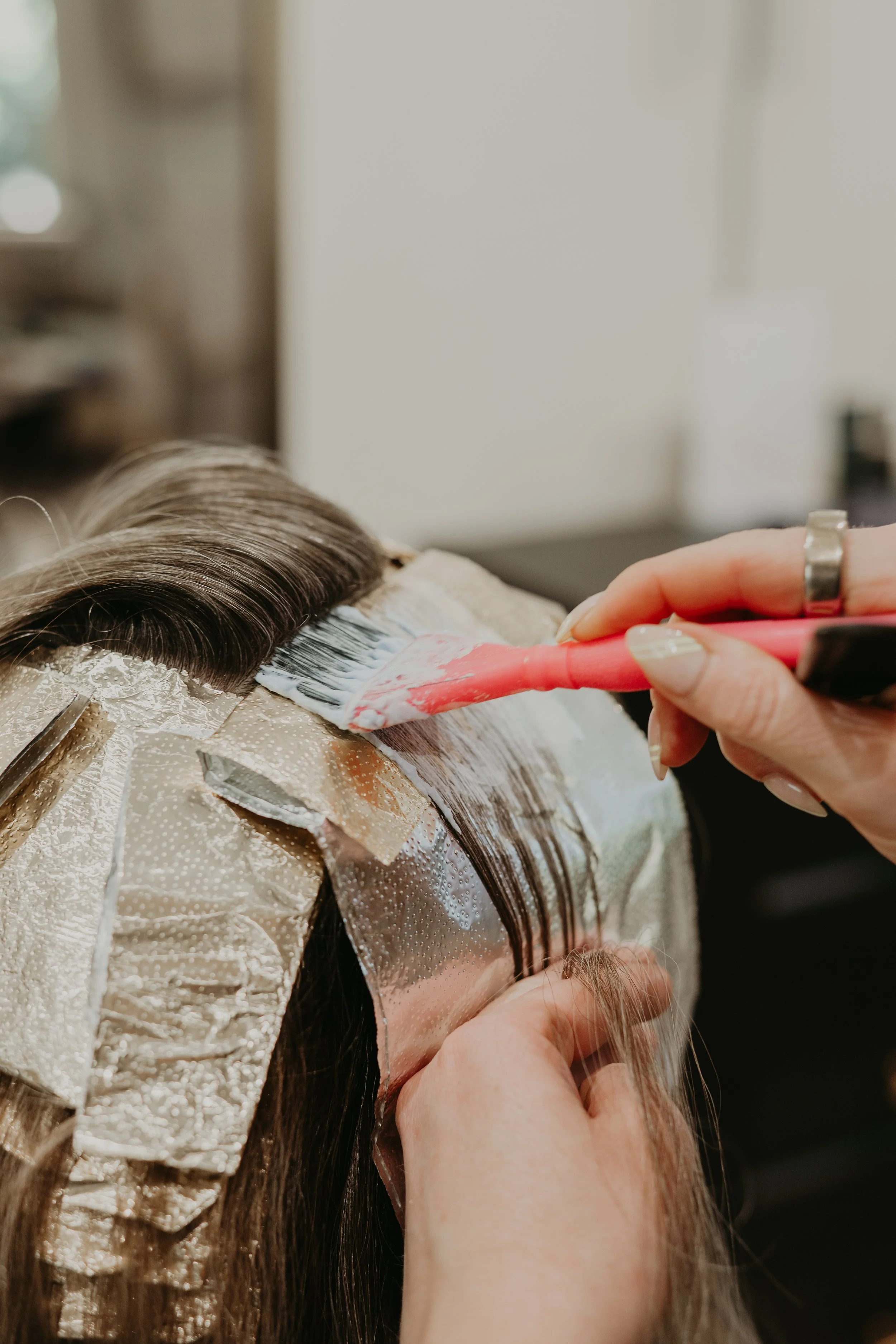 Discover personalized color, cutting, and luxury hair transformations with master hairstylist Lisa Gordon, located at MBS Salon in Mill Valley, Marin County.