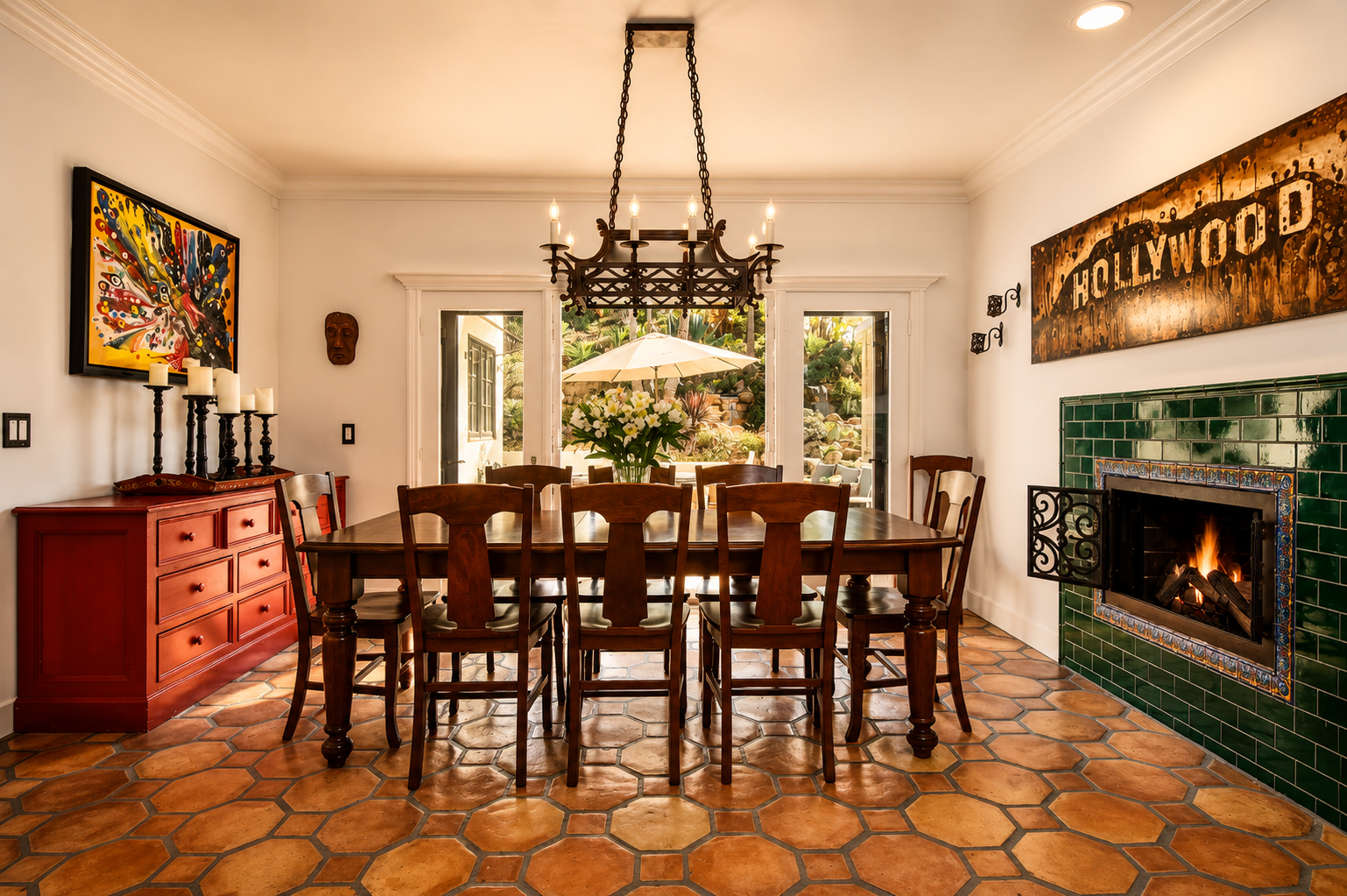 4 CHAT QUINTA DINING ROOM.png