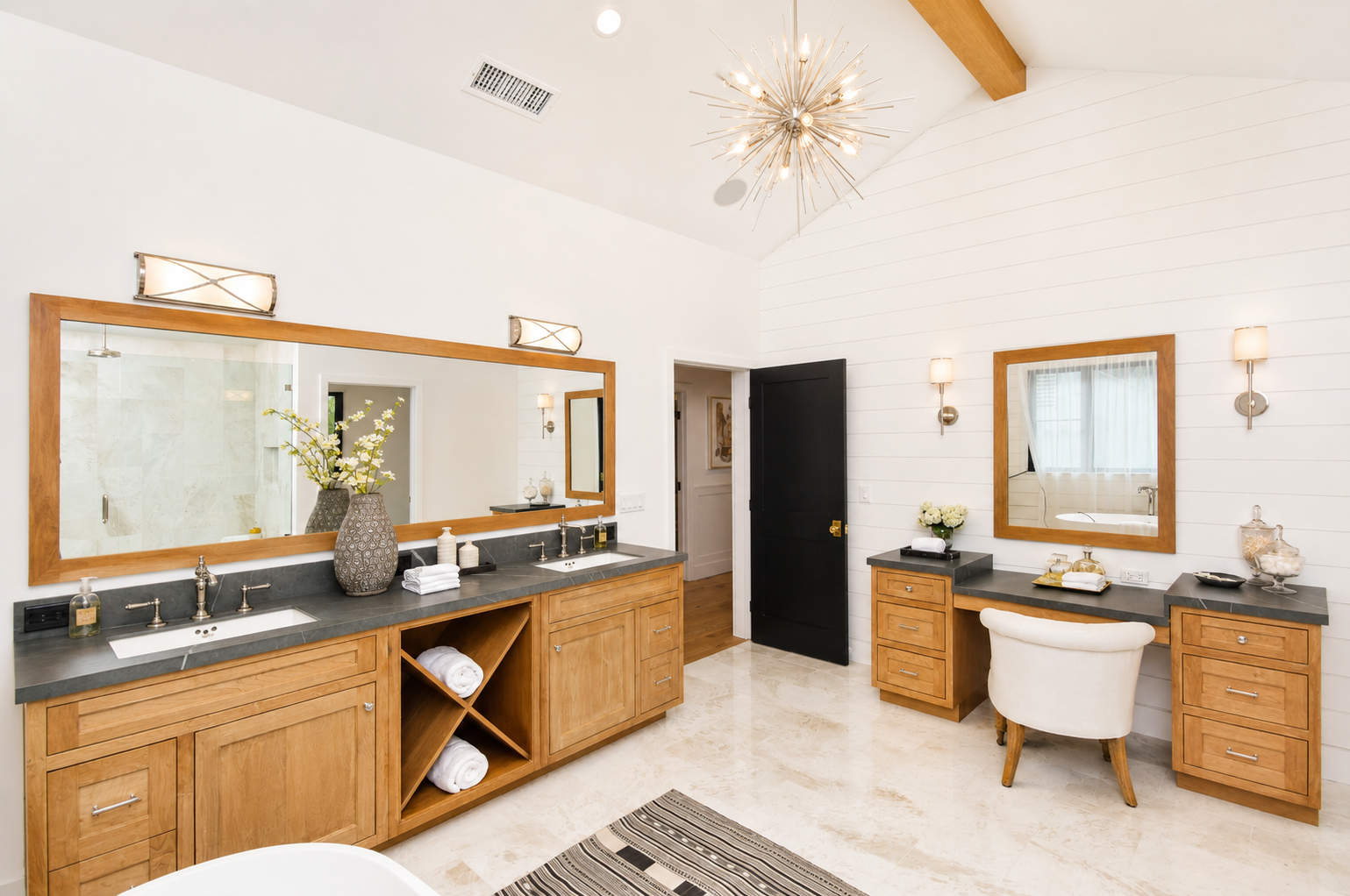 23 CHAT DENS MASTER BATH 1.png