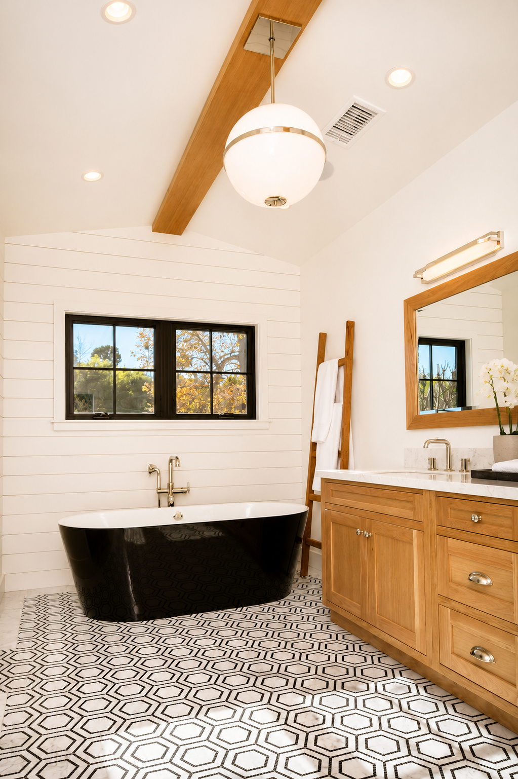 31 CHAT DK MASTER BATH 2.png