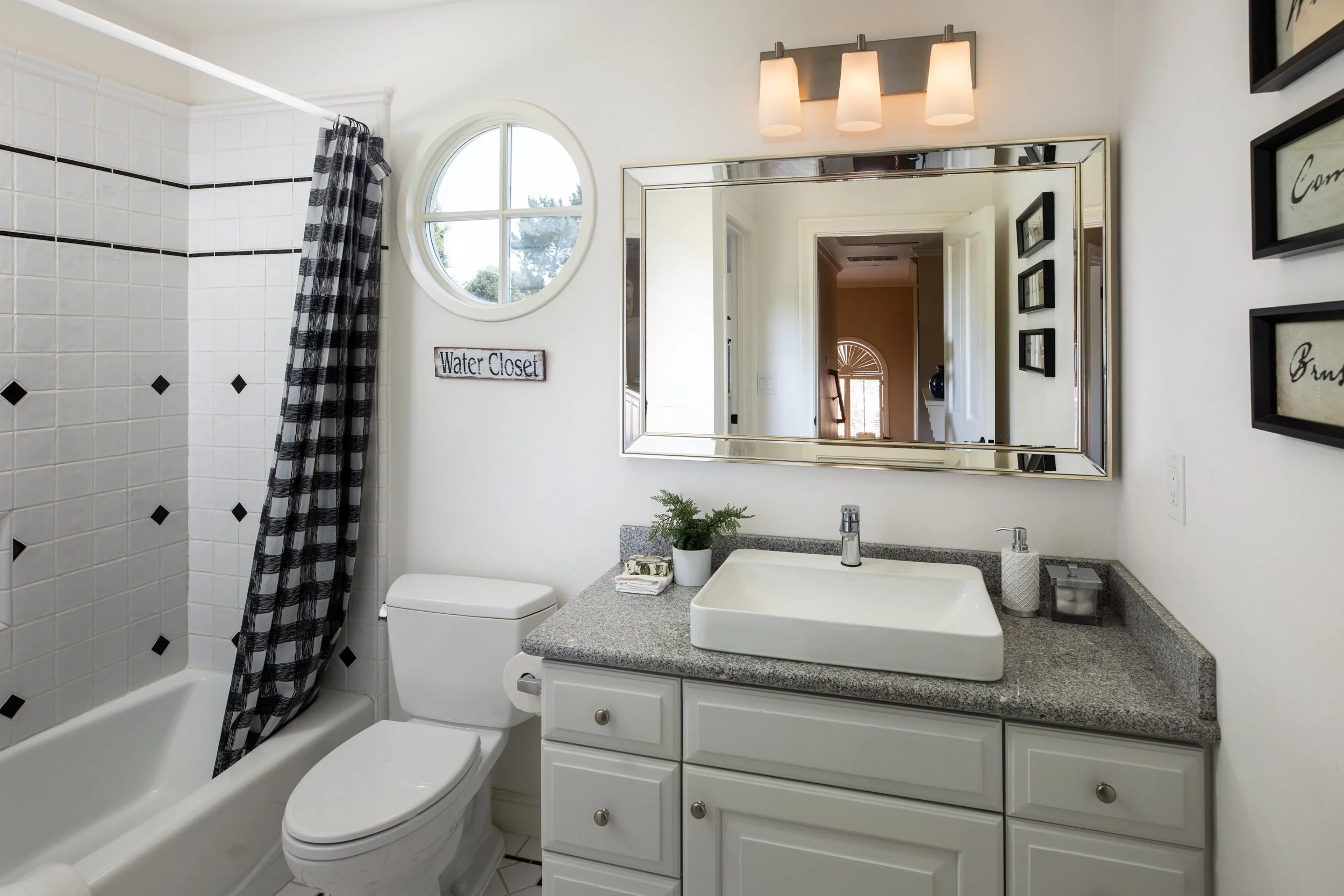 19-YB_Matt_Anello-7529-MLS.jpg
