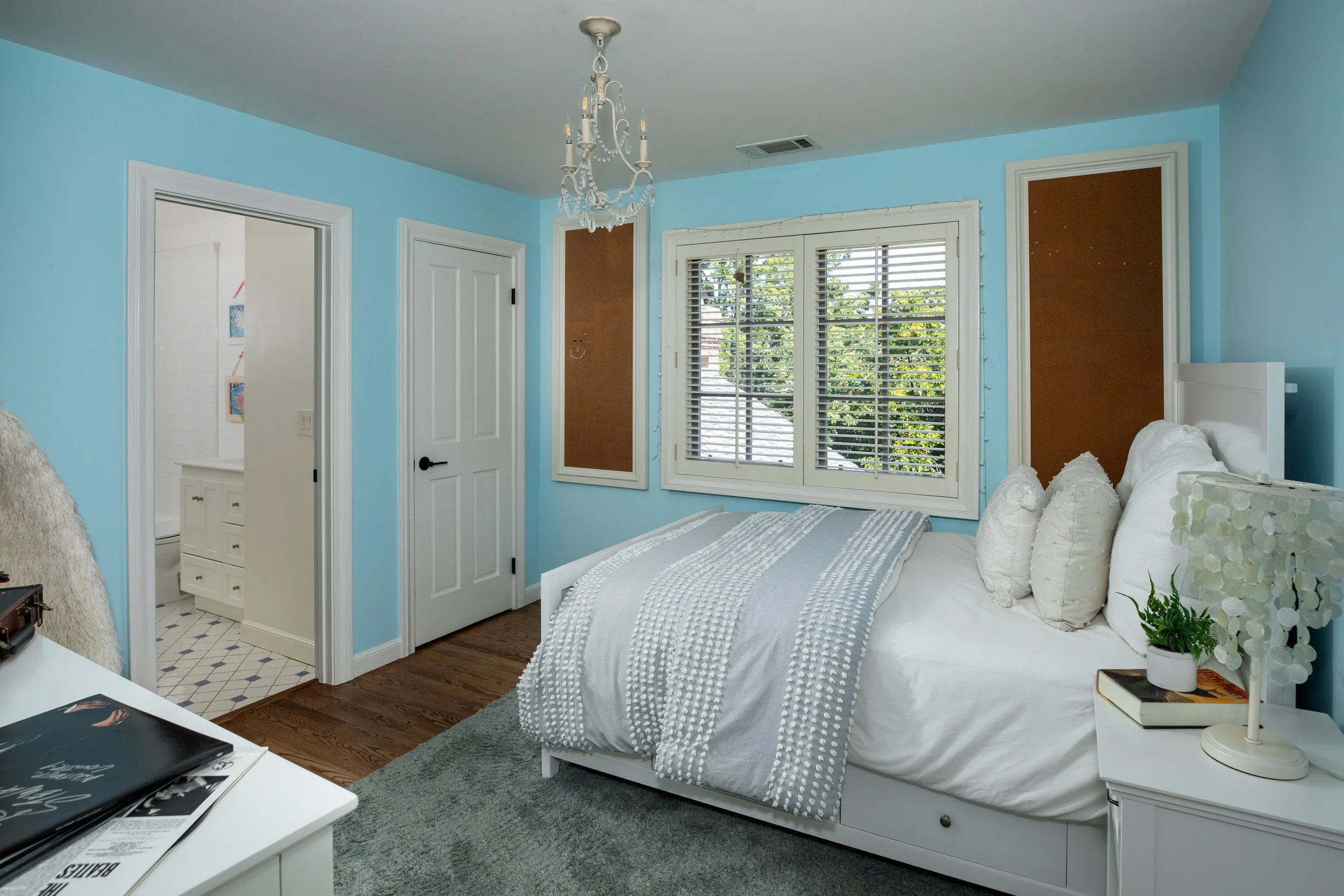 16-YB_Matt_Anello-7519-MLS.jpg
