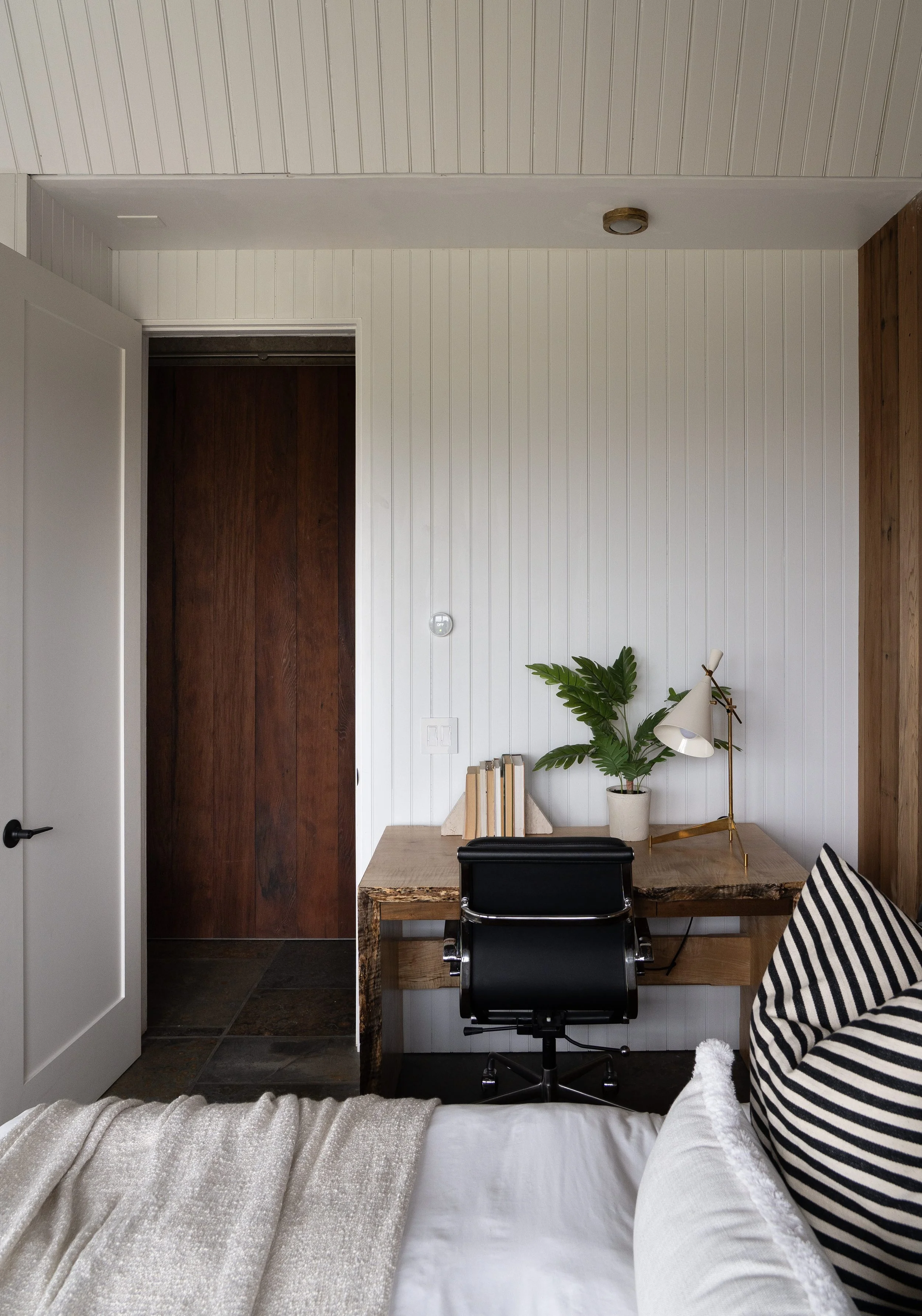 501, 509 Smith Brothers Rd HR-49.jpg