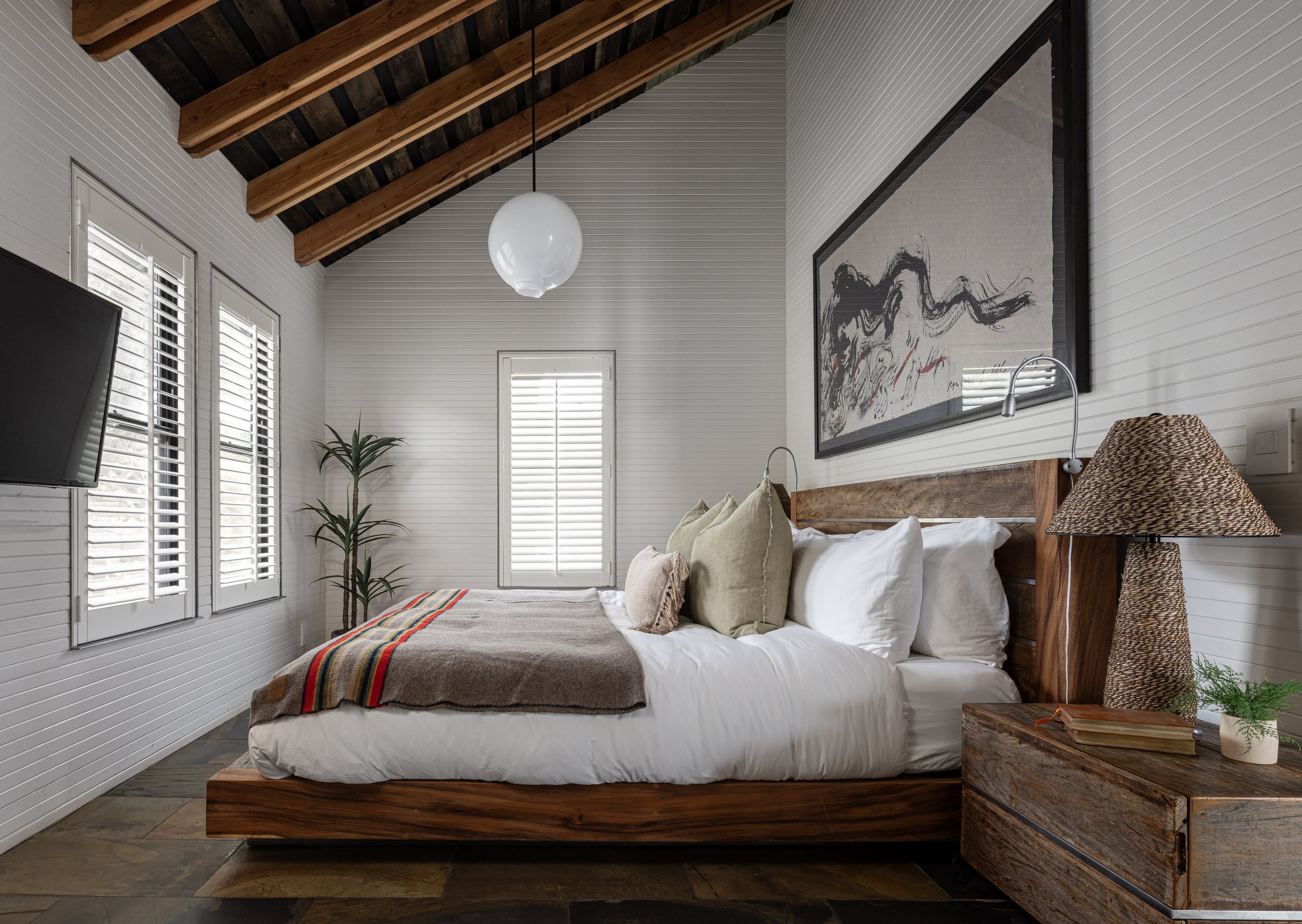 501, 509 Smith Brothers Rd MLS-25.jpg
