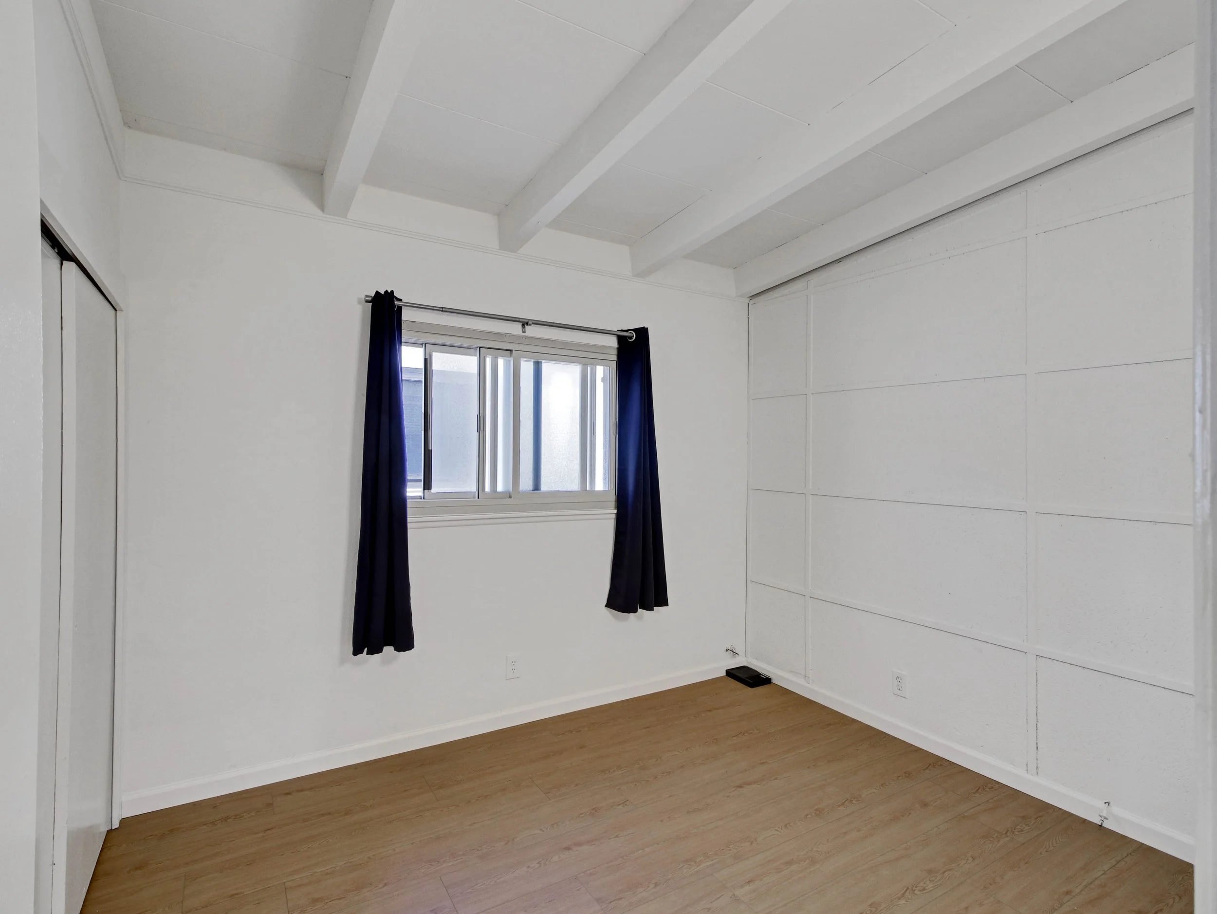 14-106 Sunridge Street-14.jpg