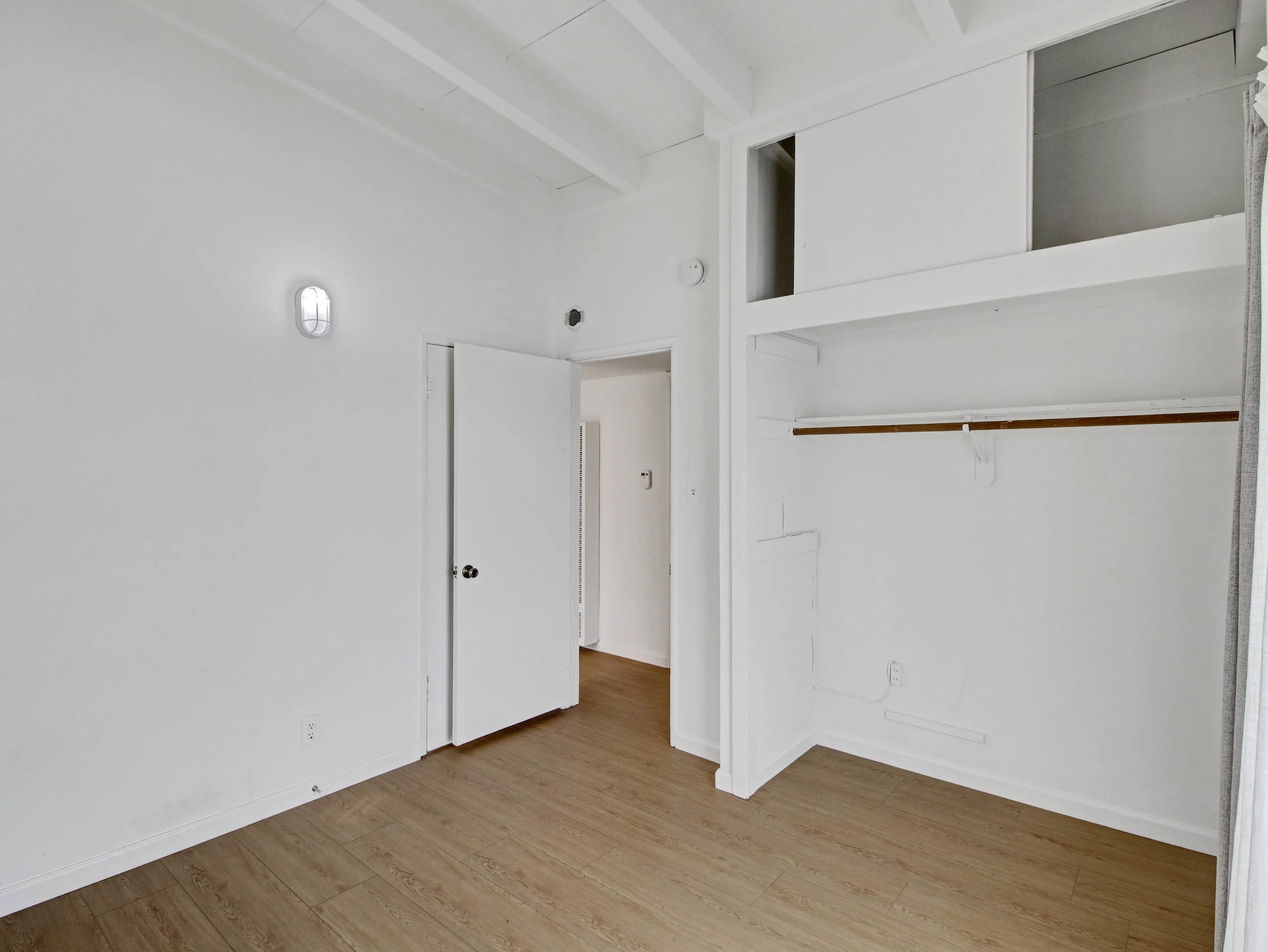 21-106 Sunridge Street-21.jpg