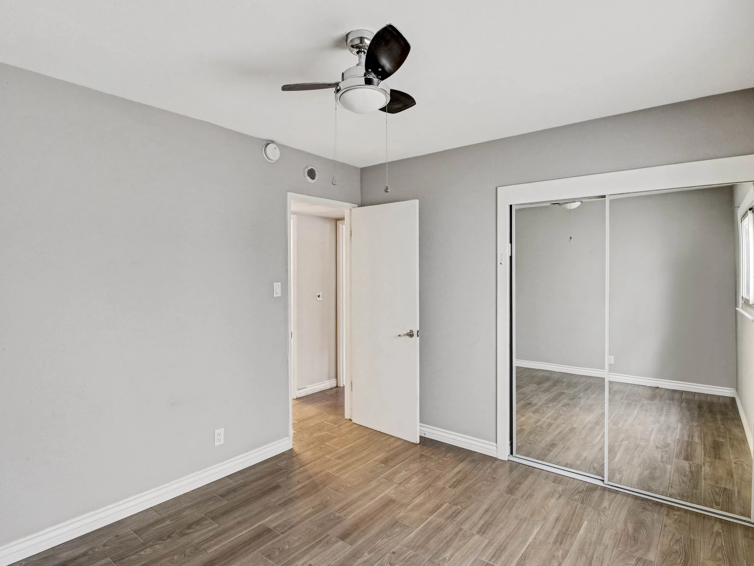 43-104 Sunridge Street-13.jpg