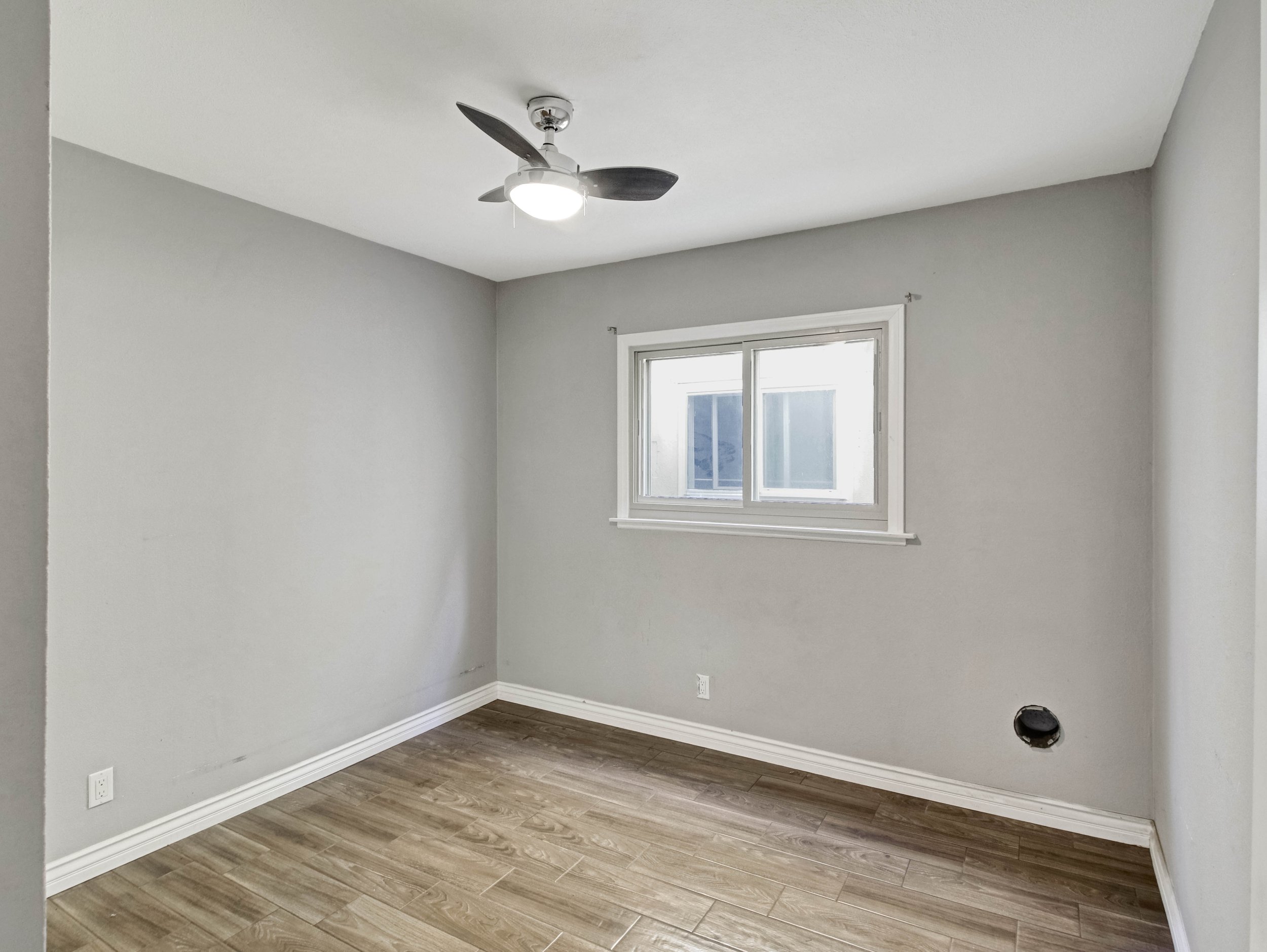 48-104 Sunridge Street-18.jpg